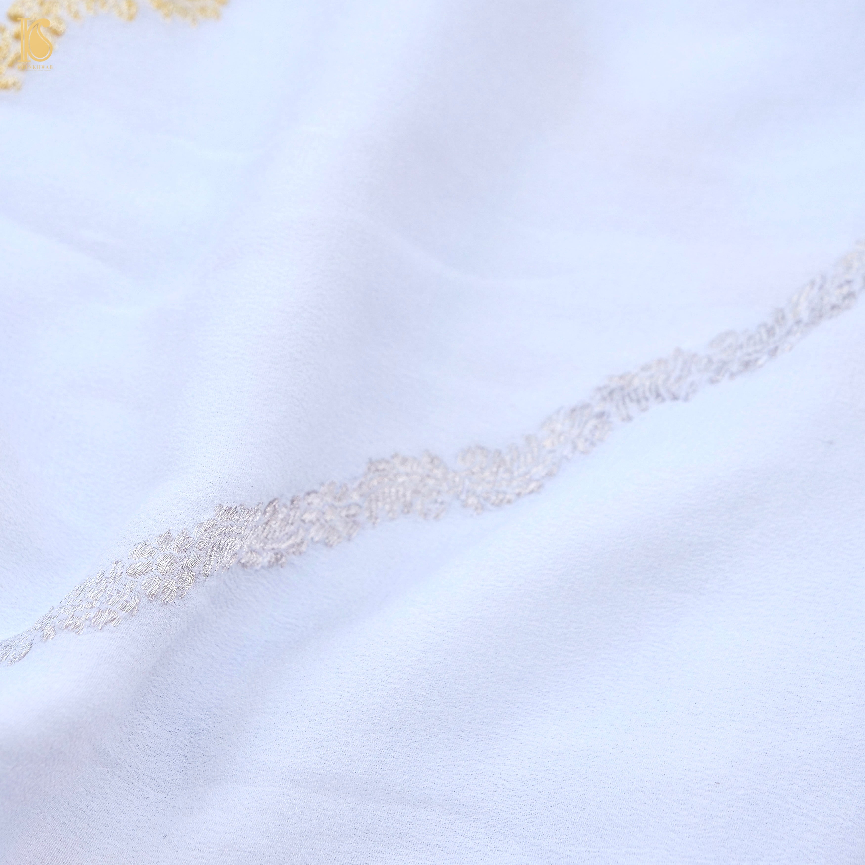 Dyeable Pure Georgette Banarasi Leheriya Saree