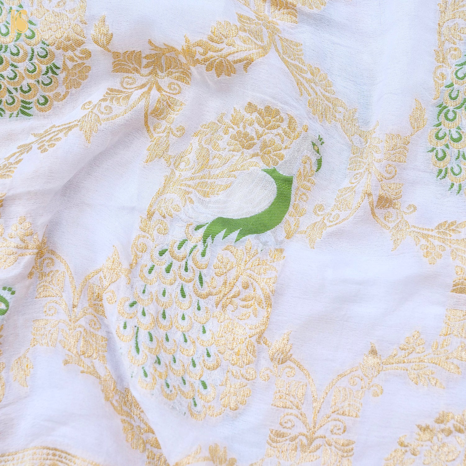 Dyeable Pure Georgette Banarasi Peacock Saree