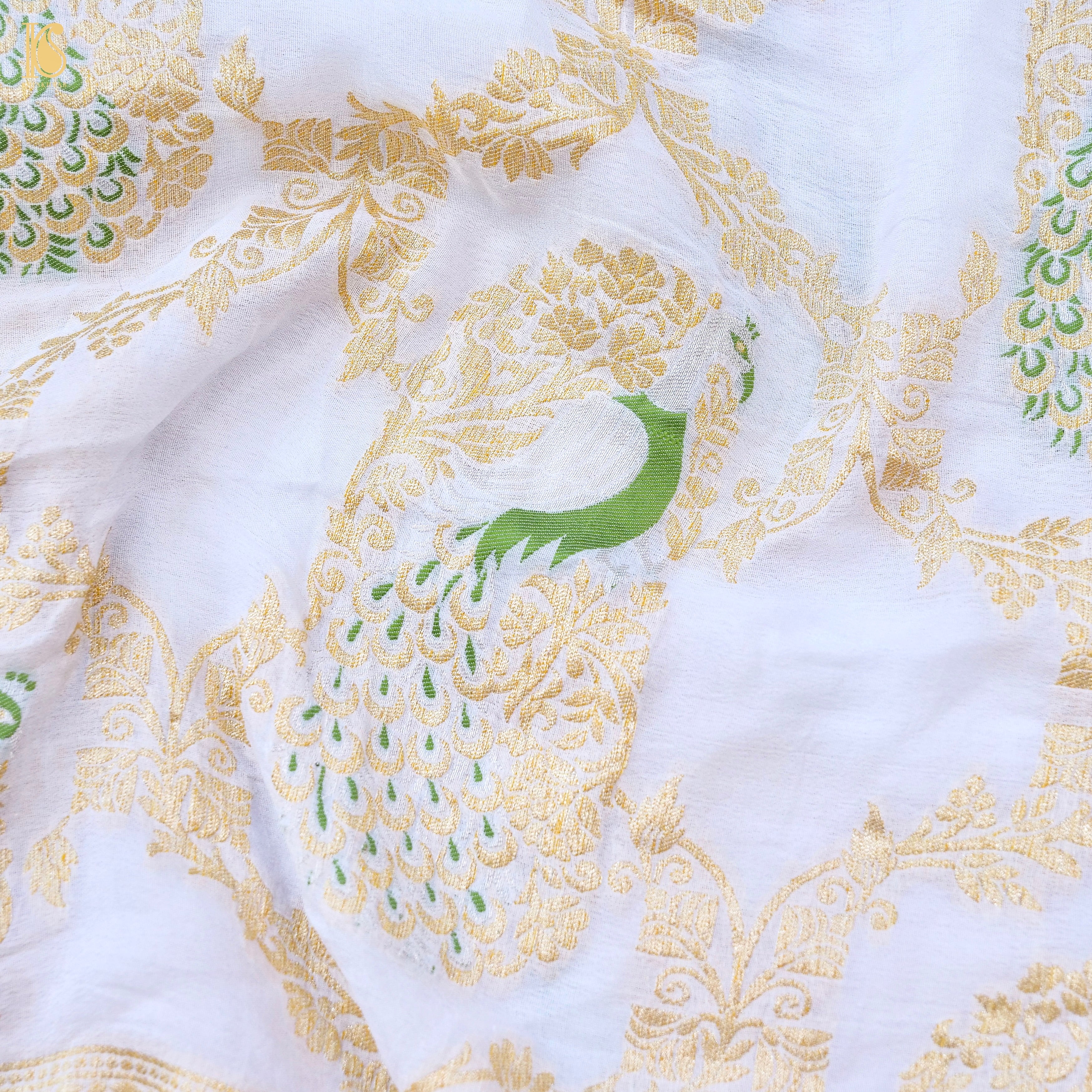 Dyeable Pure Georgette Banarasi Peacock Saree