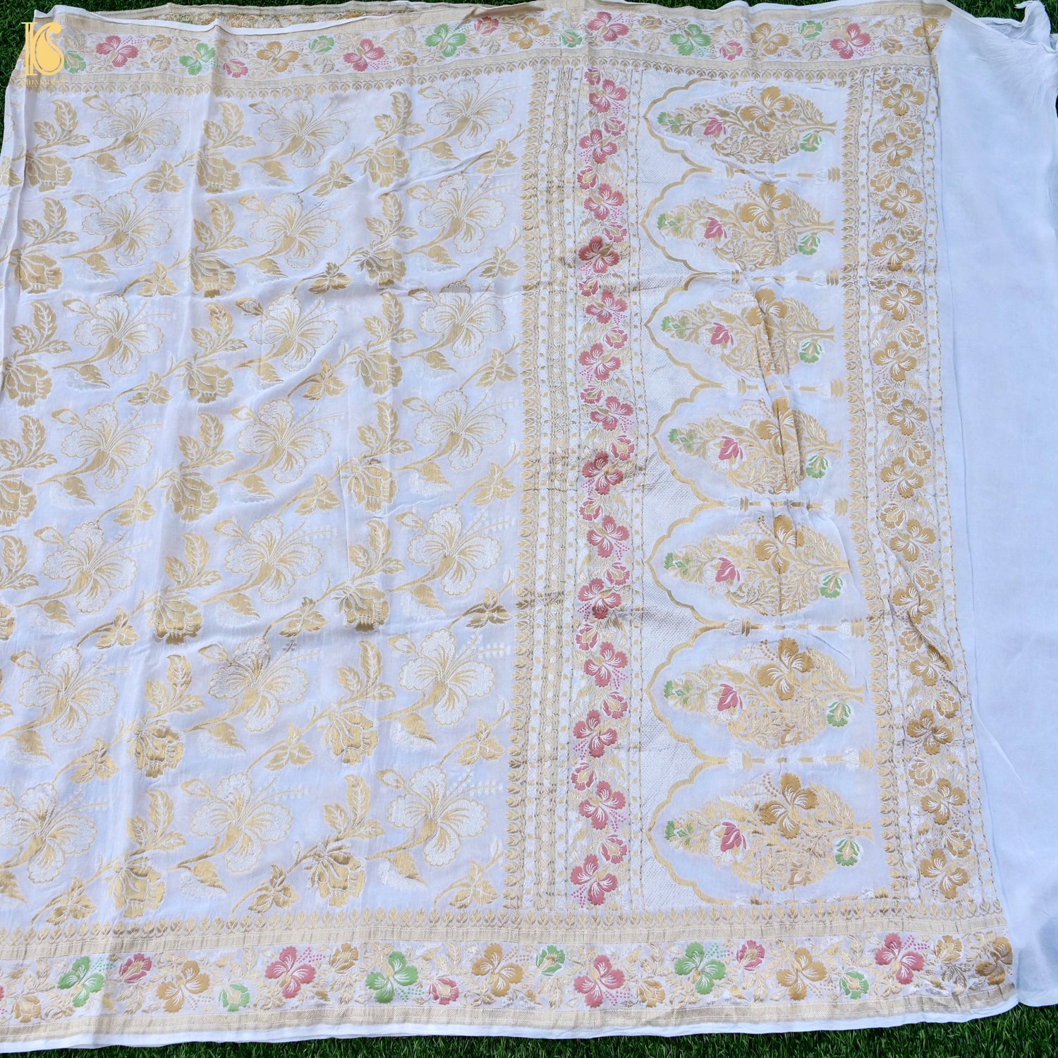Georgette Banarasi Dahlia Dyeable Dupatta