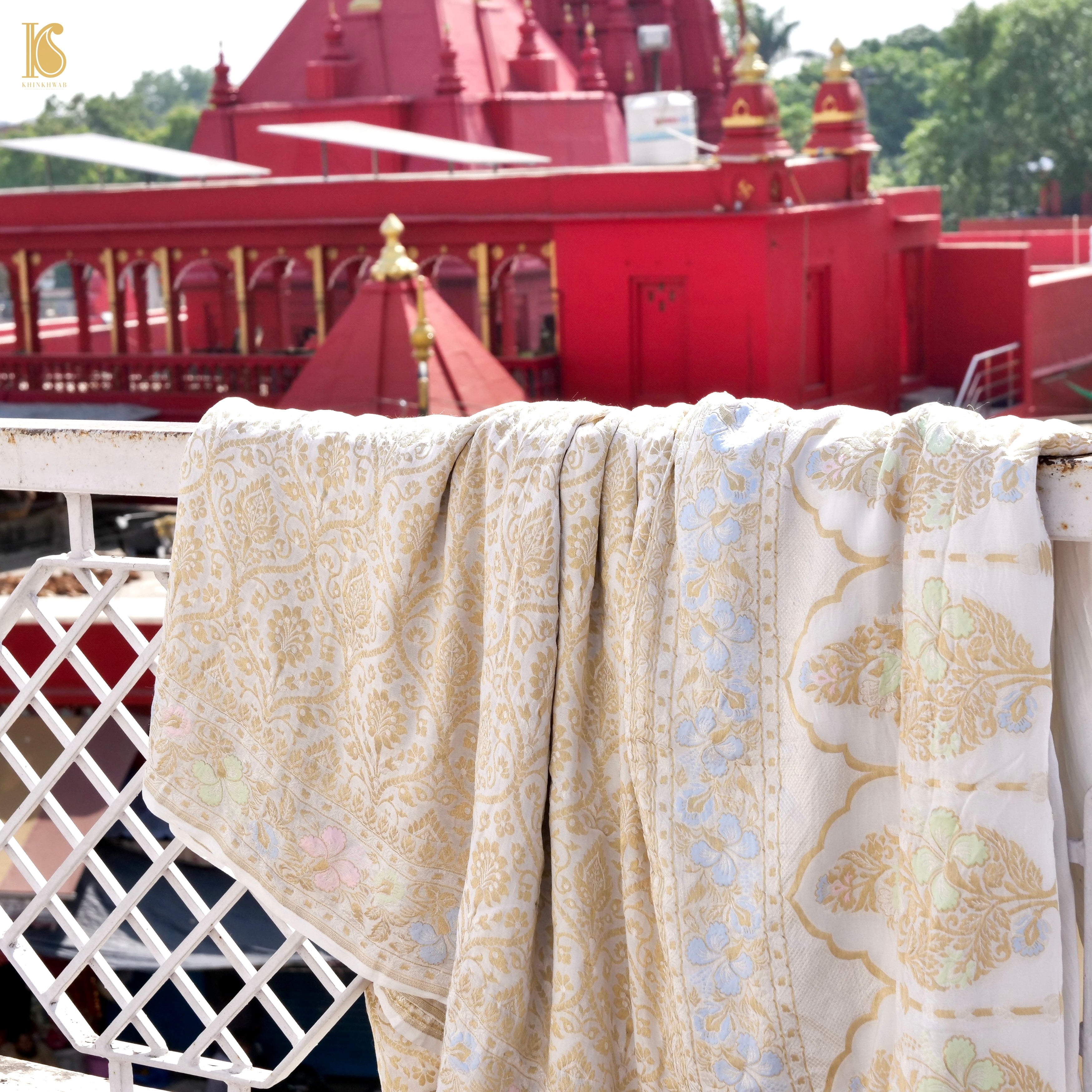 Dyeable Pure Georgette Banarasi Dahlia Border Saree
