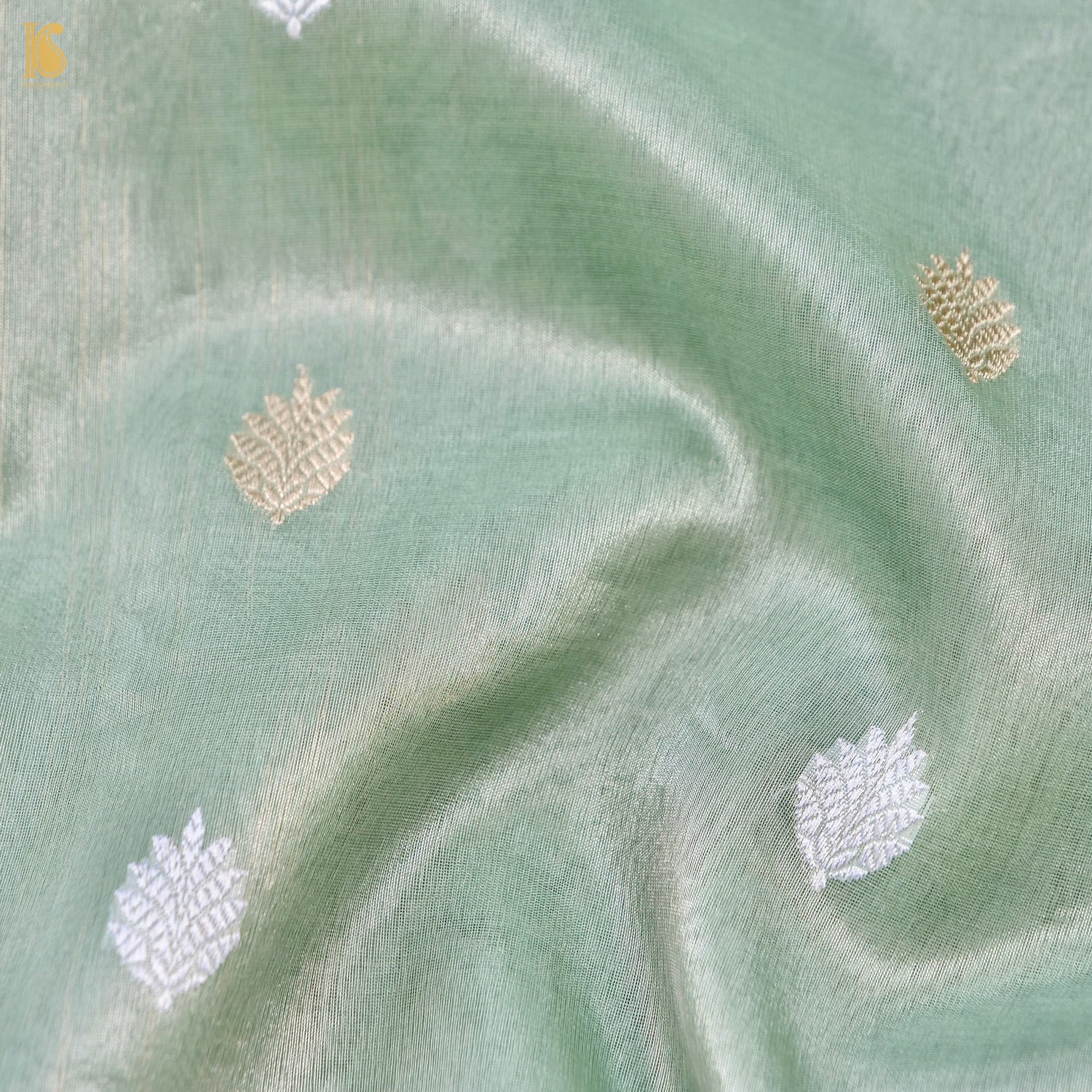 Rekha - Pure Tissue Silk Handwoven Banarasi Saree