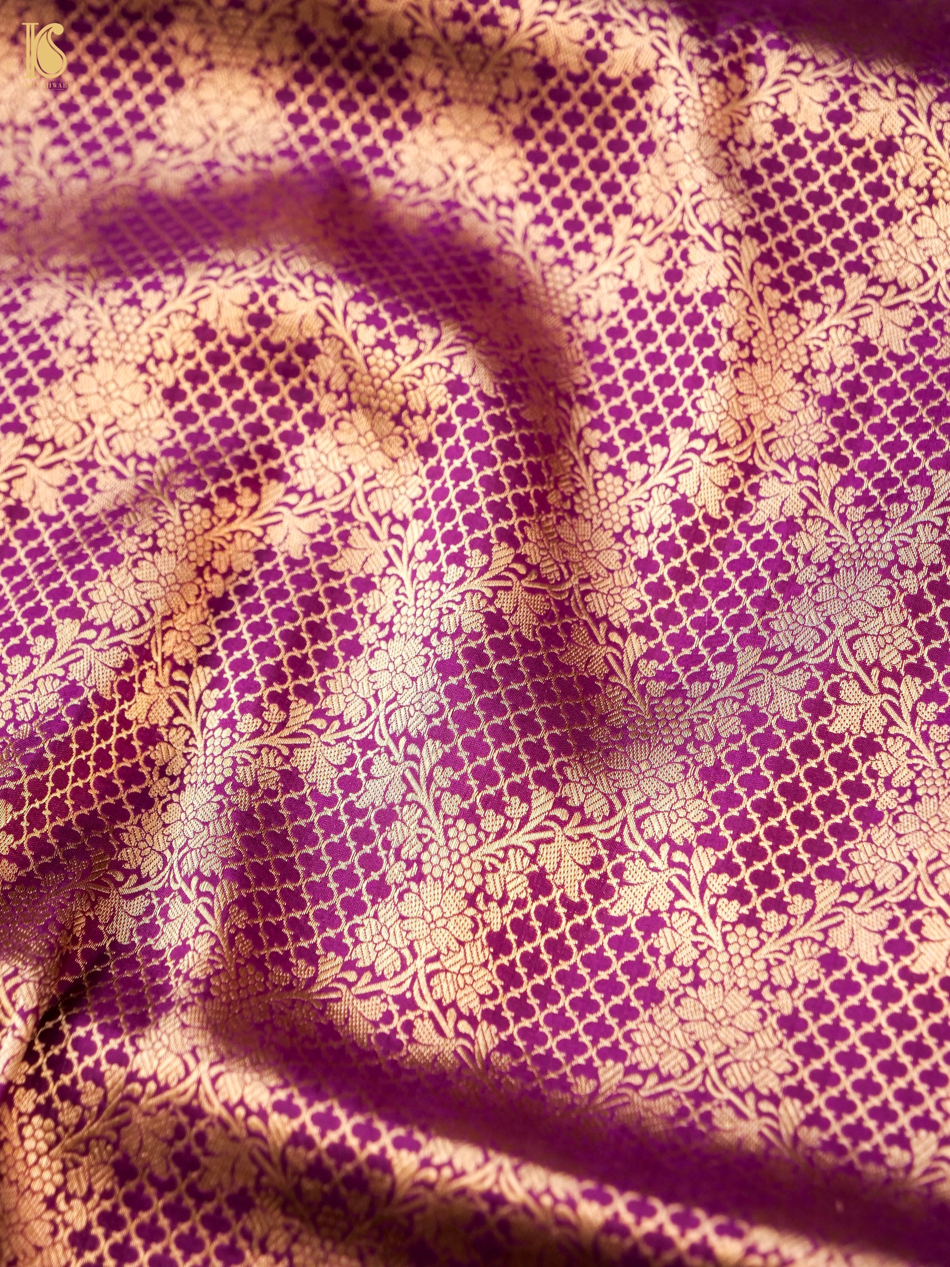 Handloom Banarasi Katan Silk Zari Tanchoi Saree