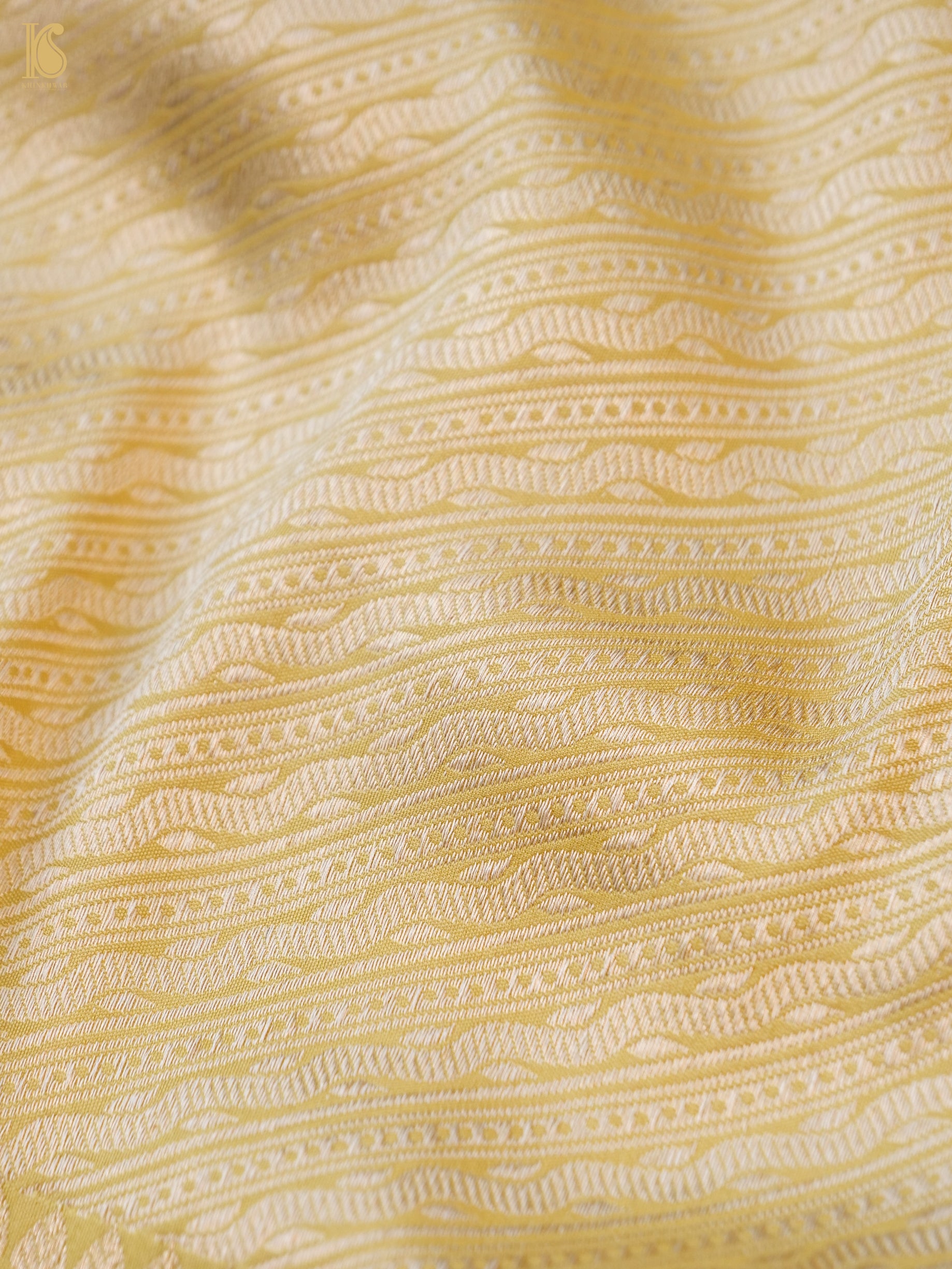 Handloom Banarasi Silk Zari Tanchoi Saree