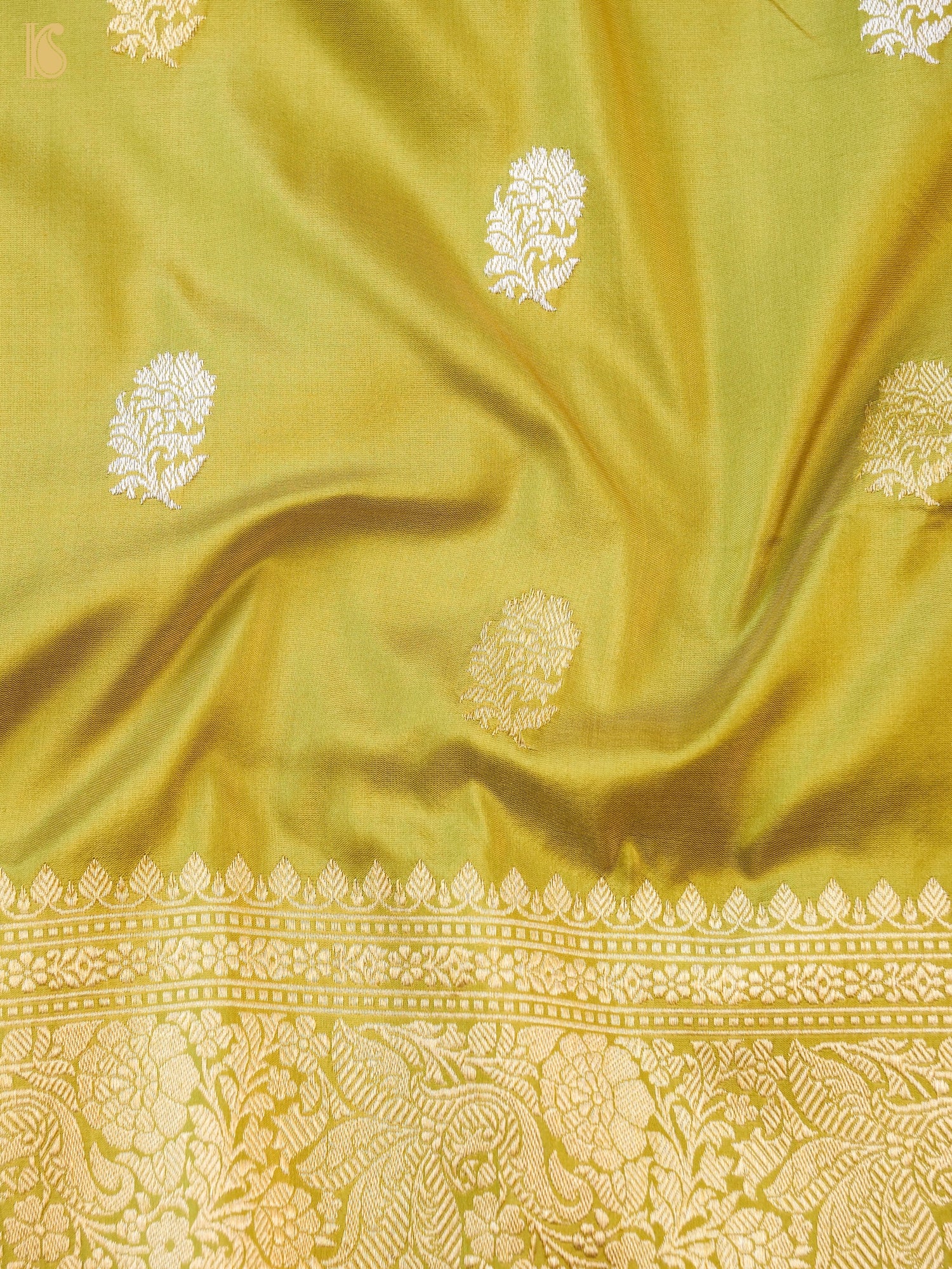 Handloom Banarasi Katan Silk Kadwa Saree
