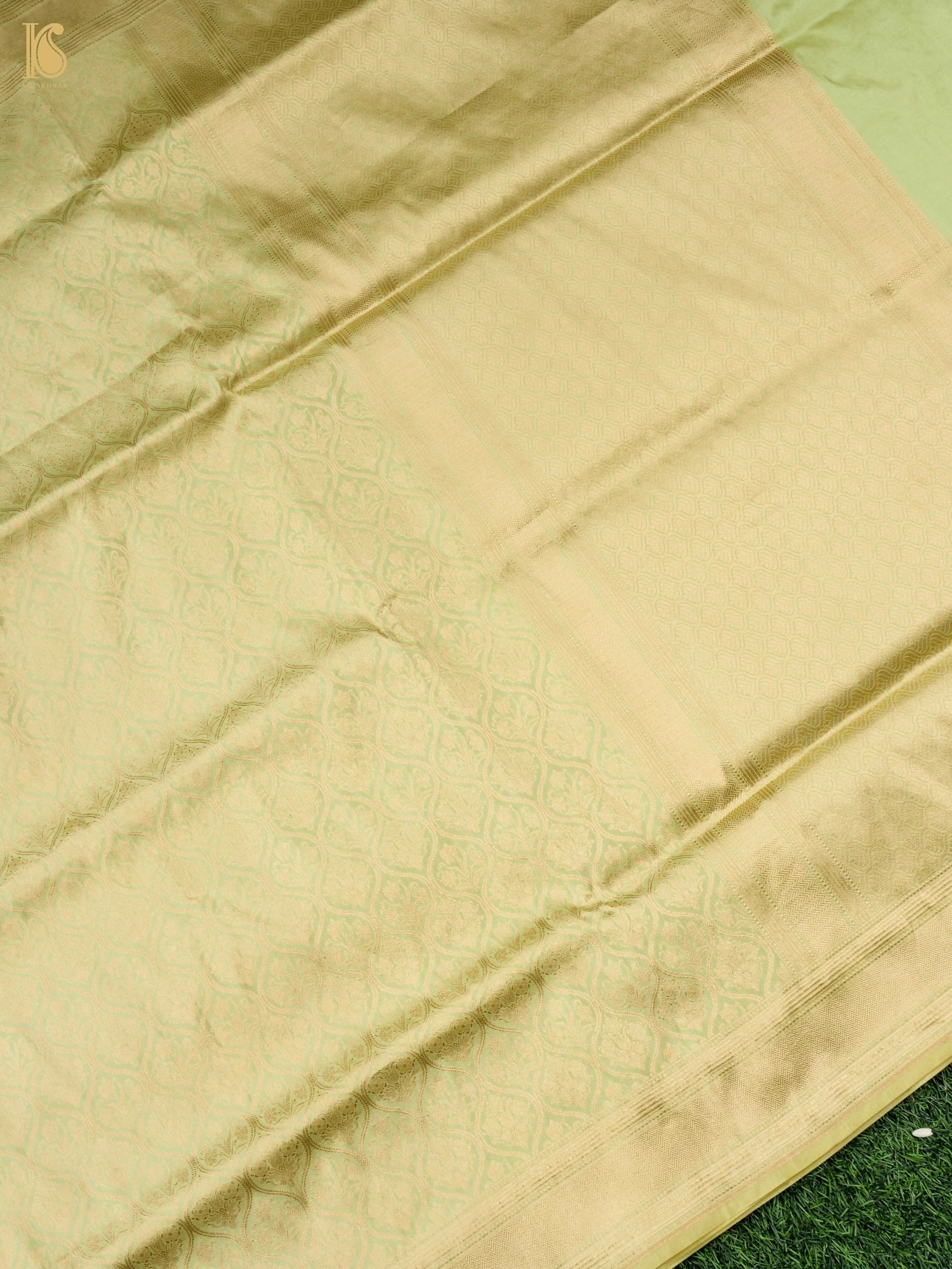 Handloom Banarasi Silk Zari Tanchoi Saree