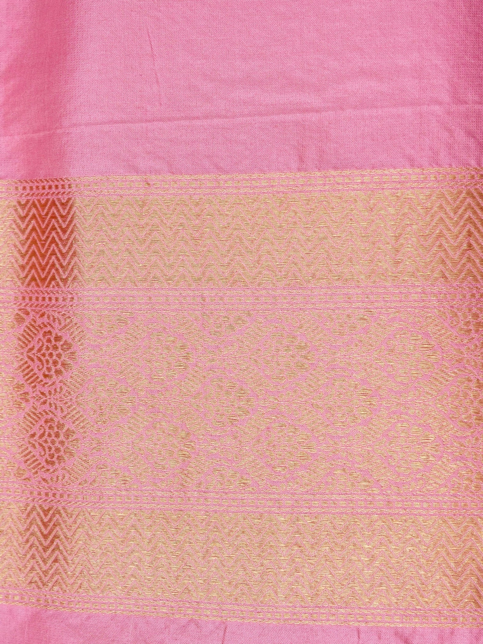 Handloom Banarasi Silk Zari Tanchoi Saree