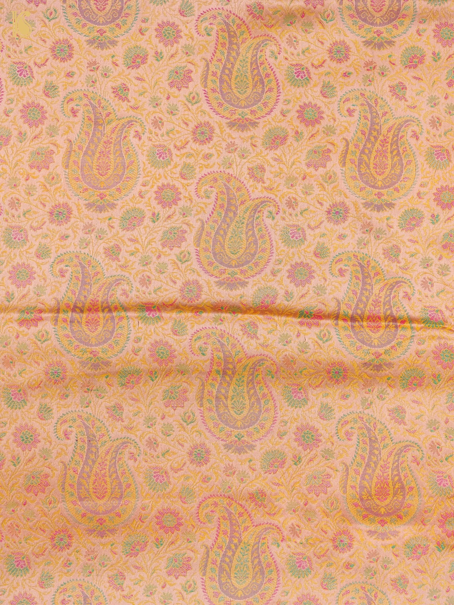 Handloom Banarasi Kalka Ambi Tanchoi Silk Fabric