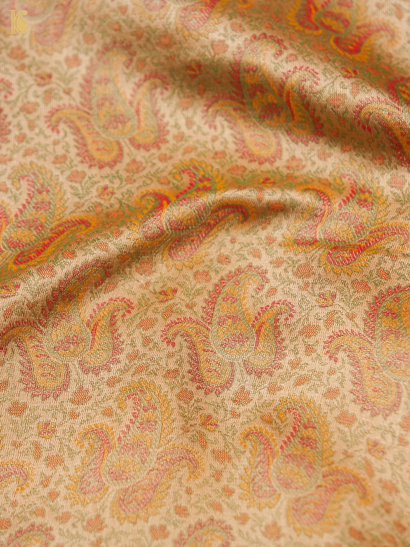 Handloom Banarasi Royal Ambi Tanchoi Silk Fabric
