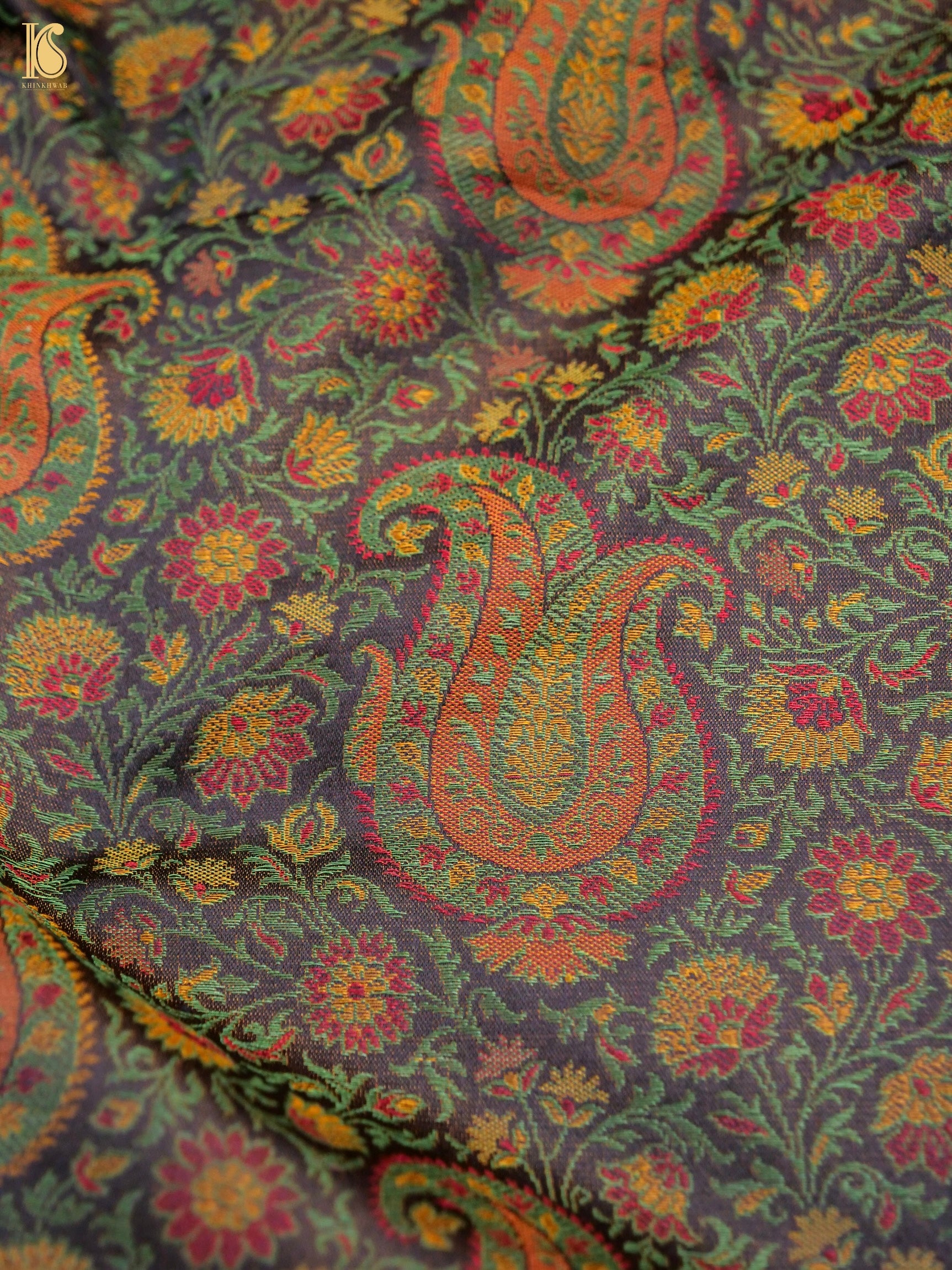 Handloom Banarasi Kalka Ambi Tanchoi Silk Fabric