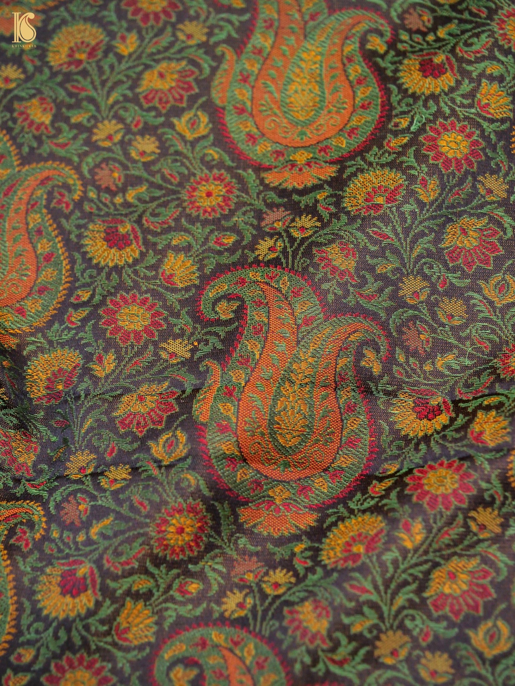 Handloom Banarasi Kalka Ambi Tanchoi Silk Fabric