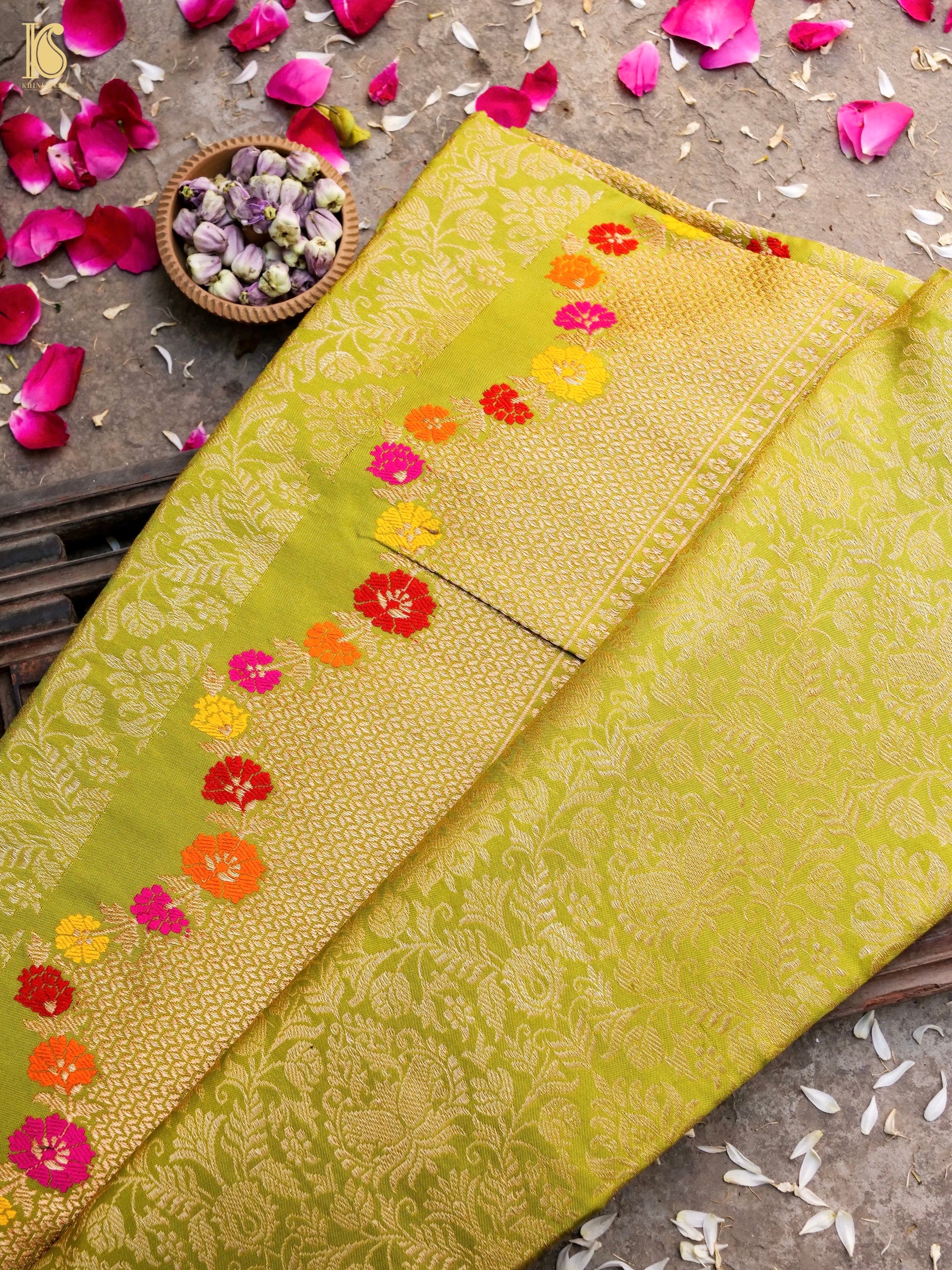 Handloom Banarasi Silk Zari Tanchoi Ektara Mina Saree