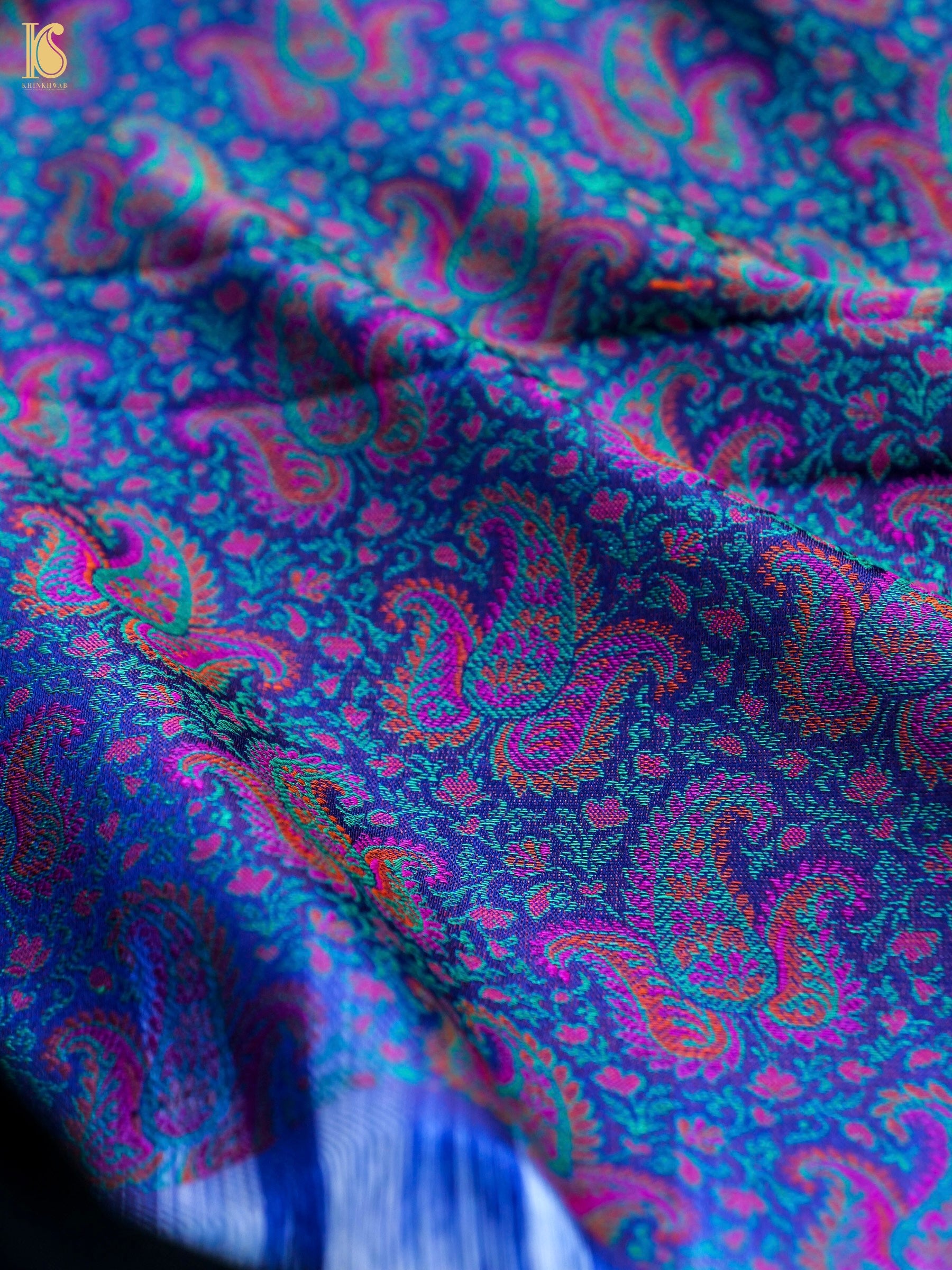 Handloom Banarasi Royal Ambi Tanchoi Silk Fabric