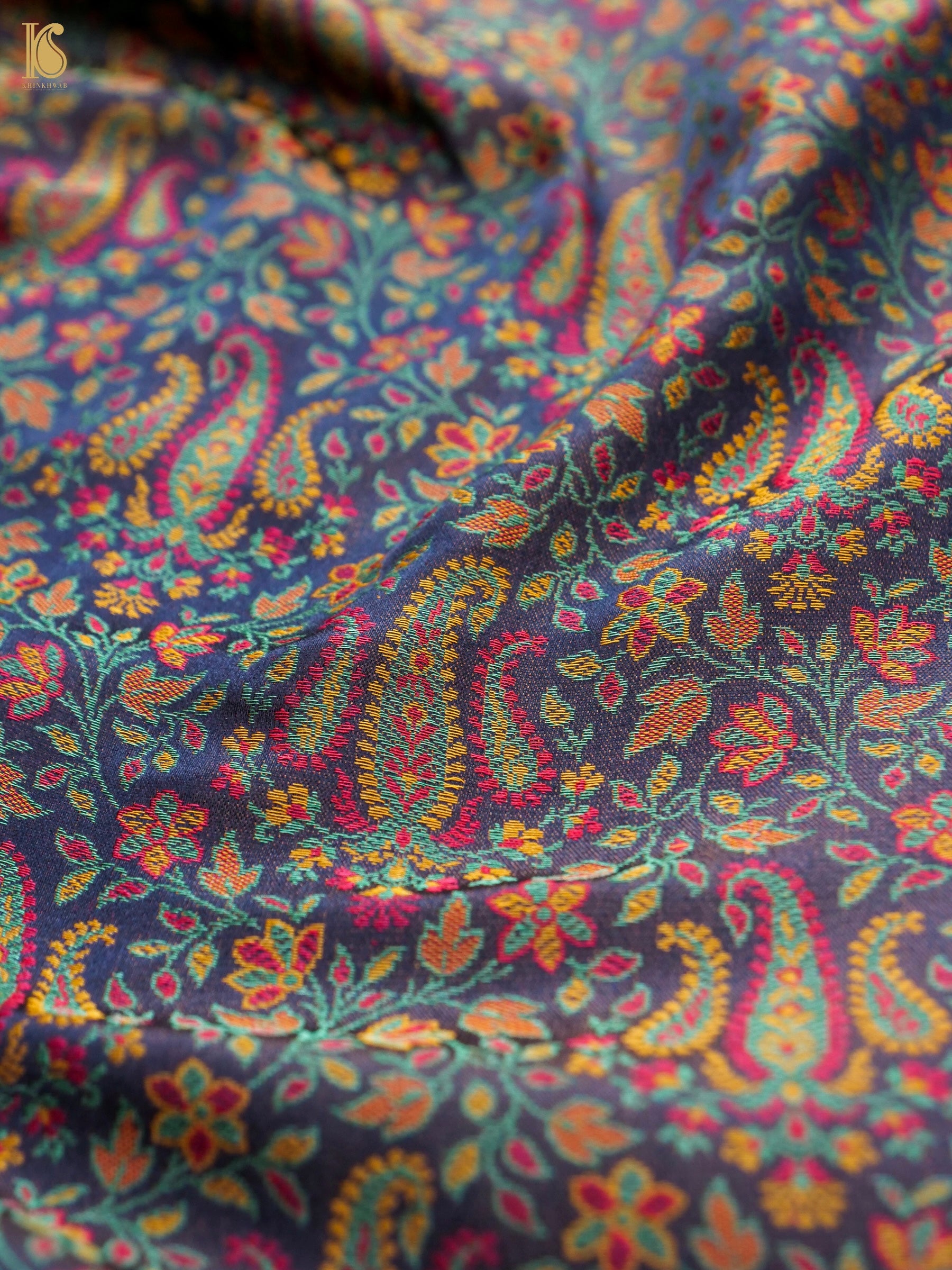 Handloom Banarasi Nawabi Ambi Tanchoi Silk Fabric