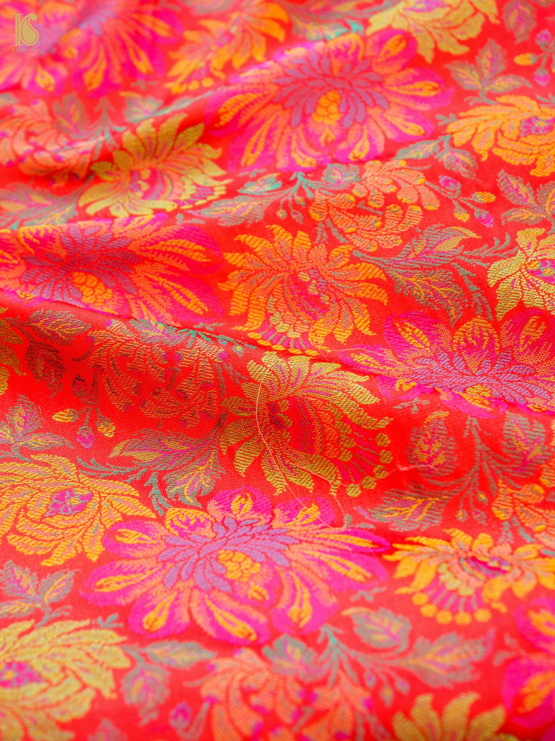 Handloom Banarasi Dahlia Tanchoi Silk Fabric