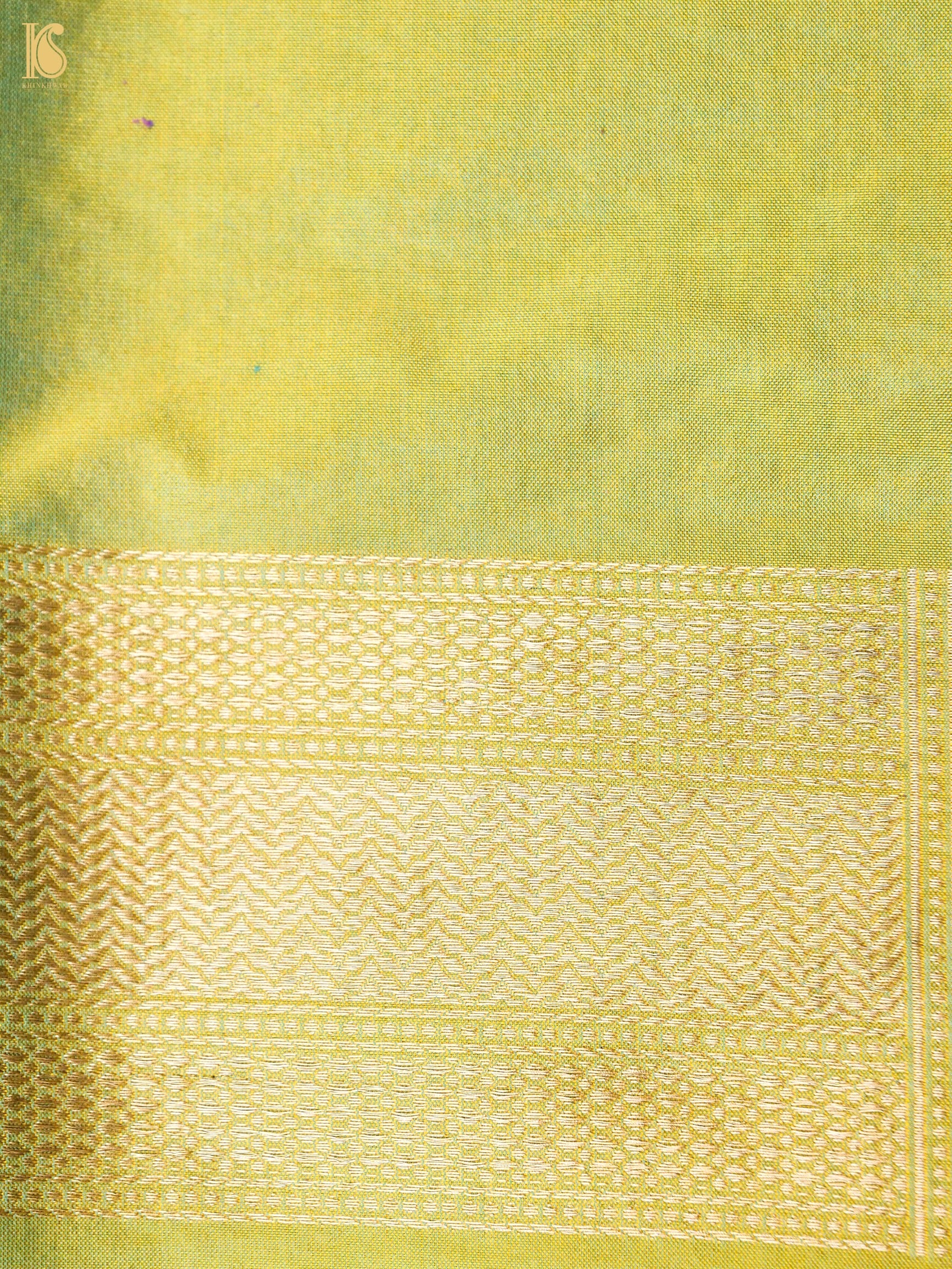 Handloom Banarasi Katan Silk Zari Tanchoi Saree