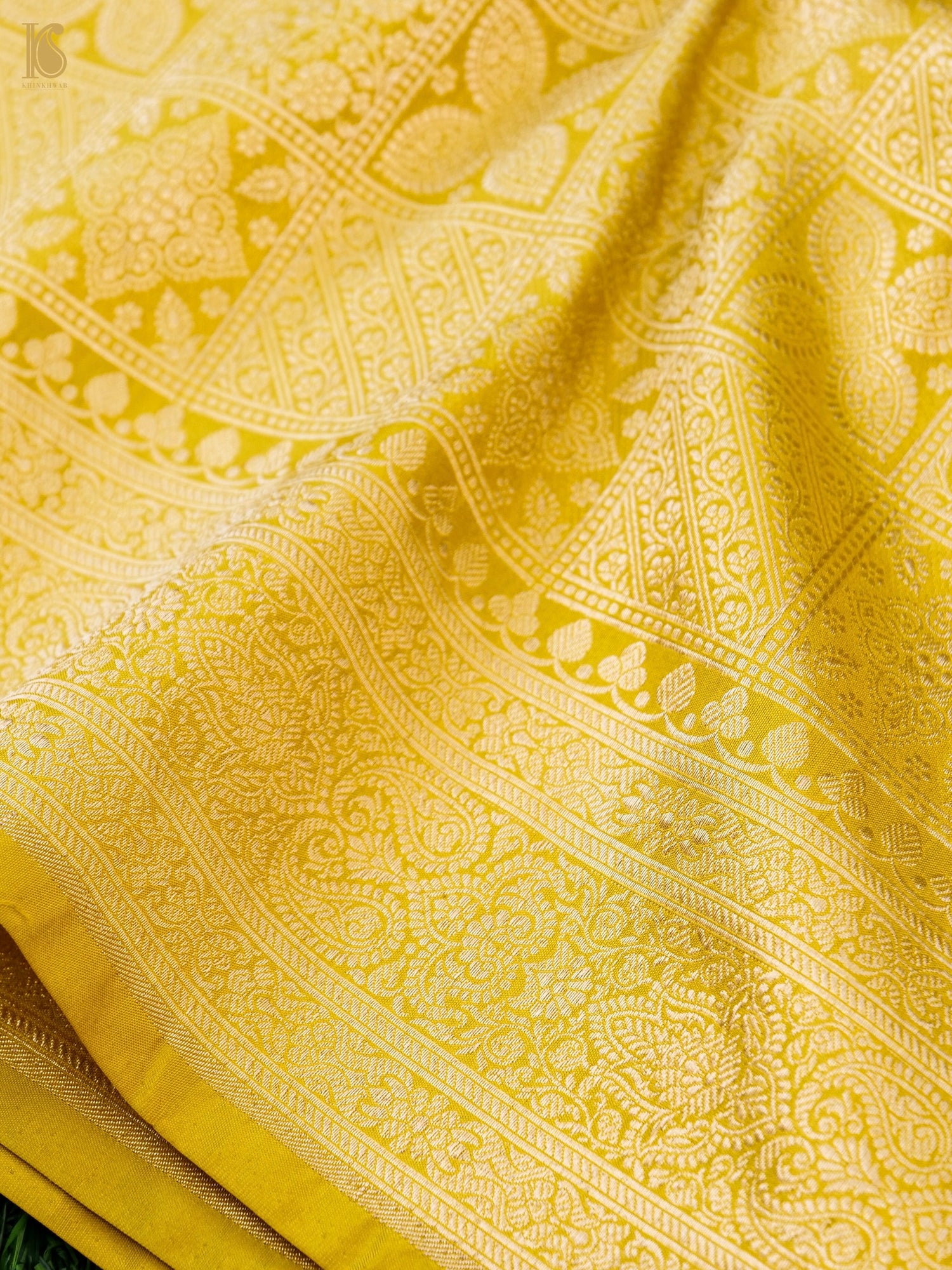 Handloom Banarasi Katan Silk Zari Tanchoi Saree