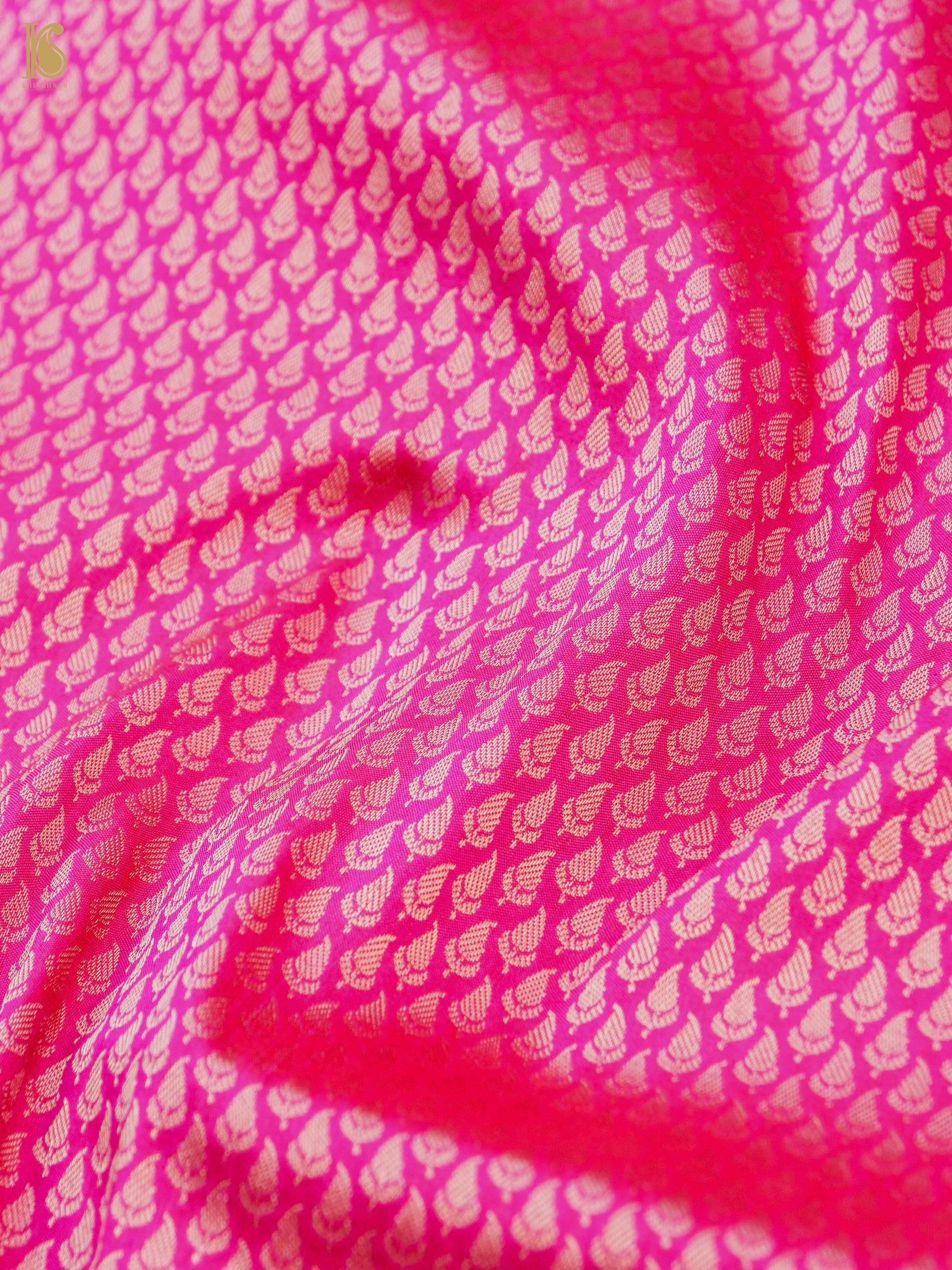 Handloom Banarasi Katan Silk Zari Tanchoi Saree