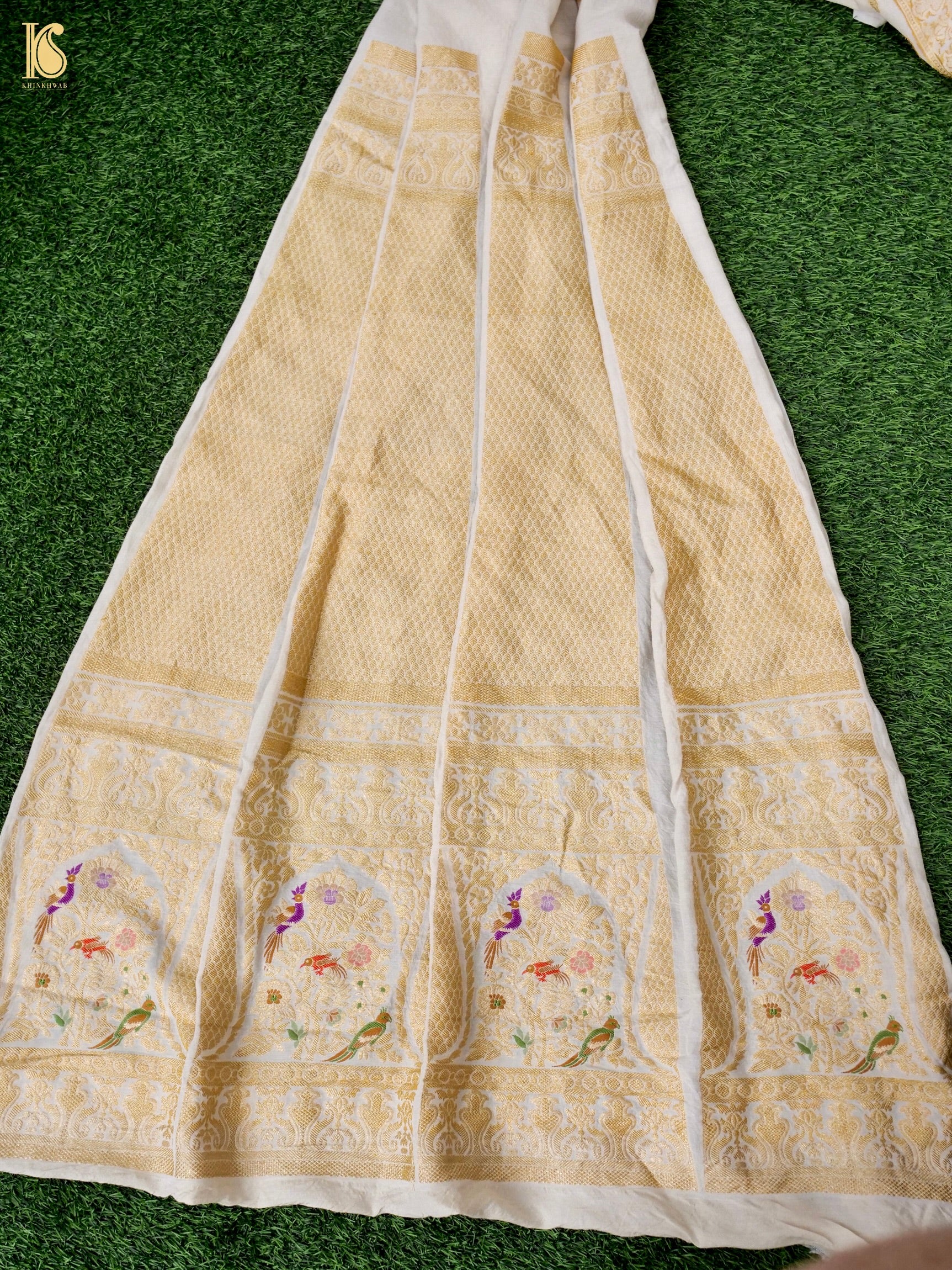 Georgette Kalidar Banarasi Dyeable Lehenga