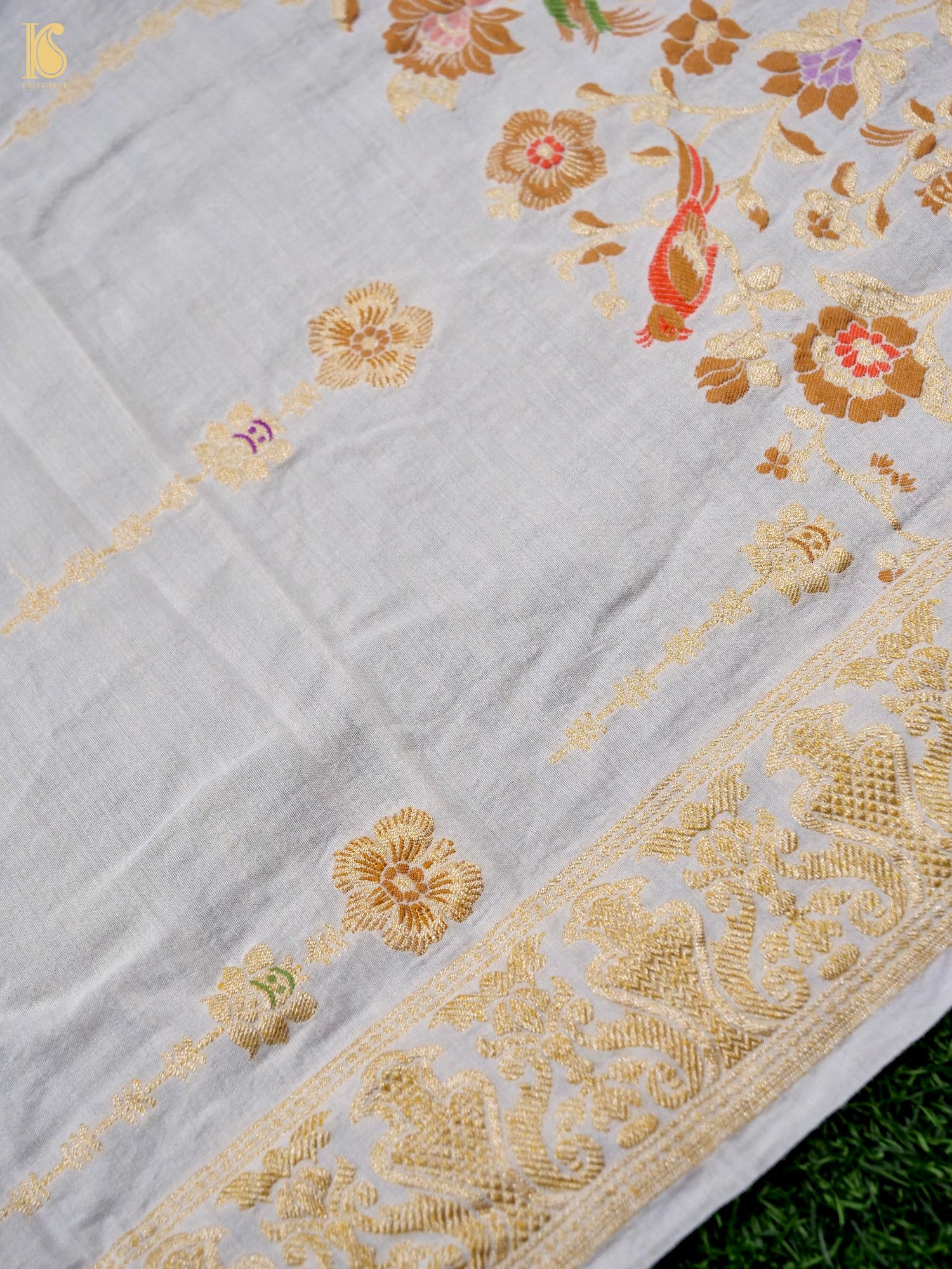 Georgette Kalidar Banarasi Dyeable Lehenga