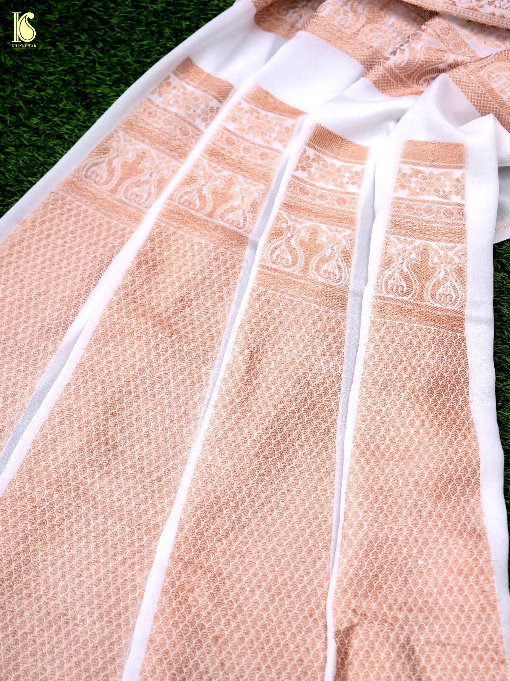 Georgette Kalidar Banarasi Dyeable Lehenga
