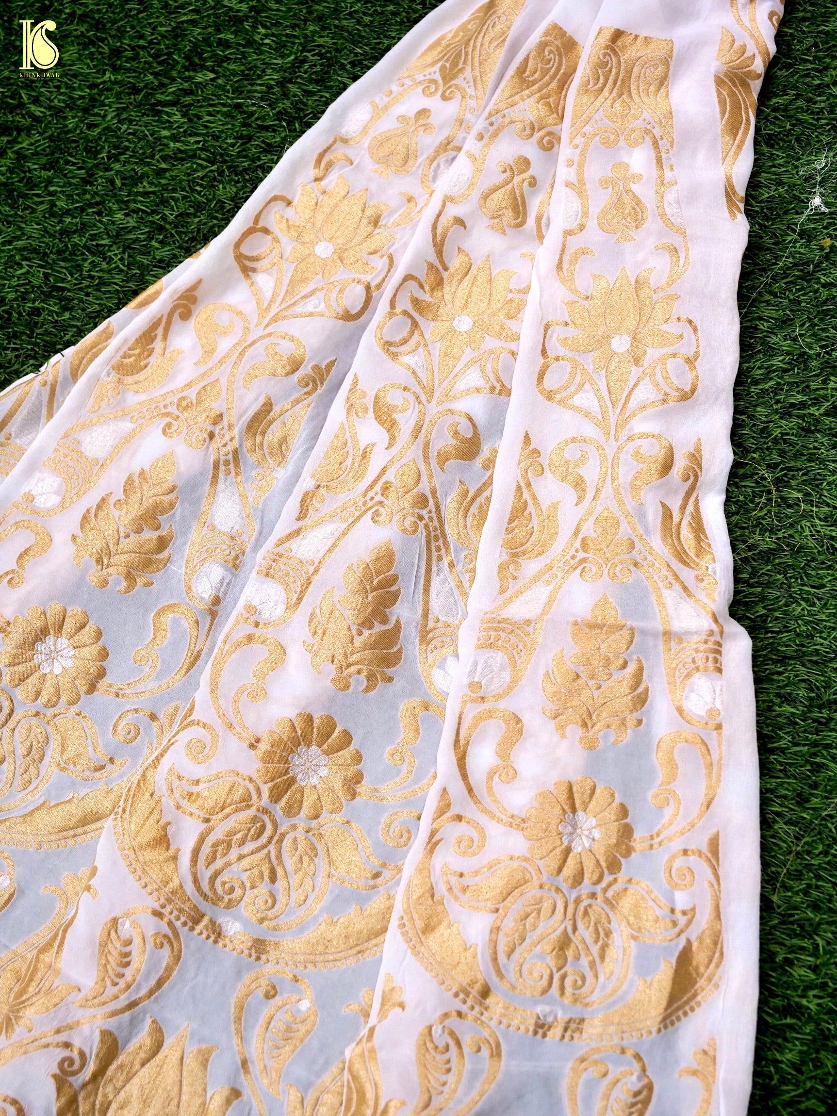 Georgette Kalidar Banarasi Dyeable Lehenga