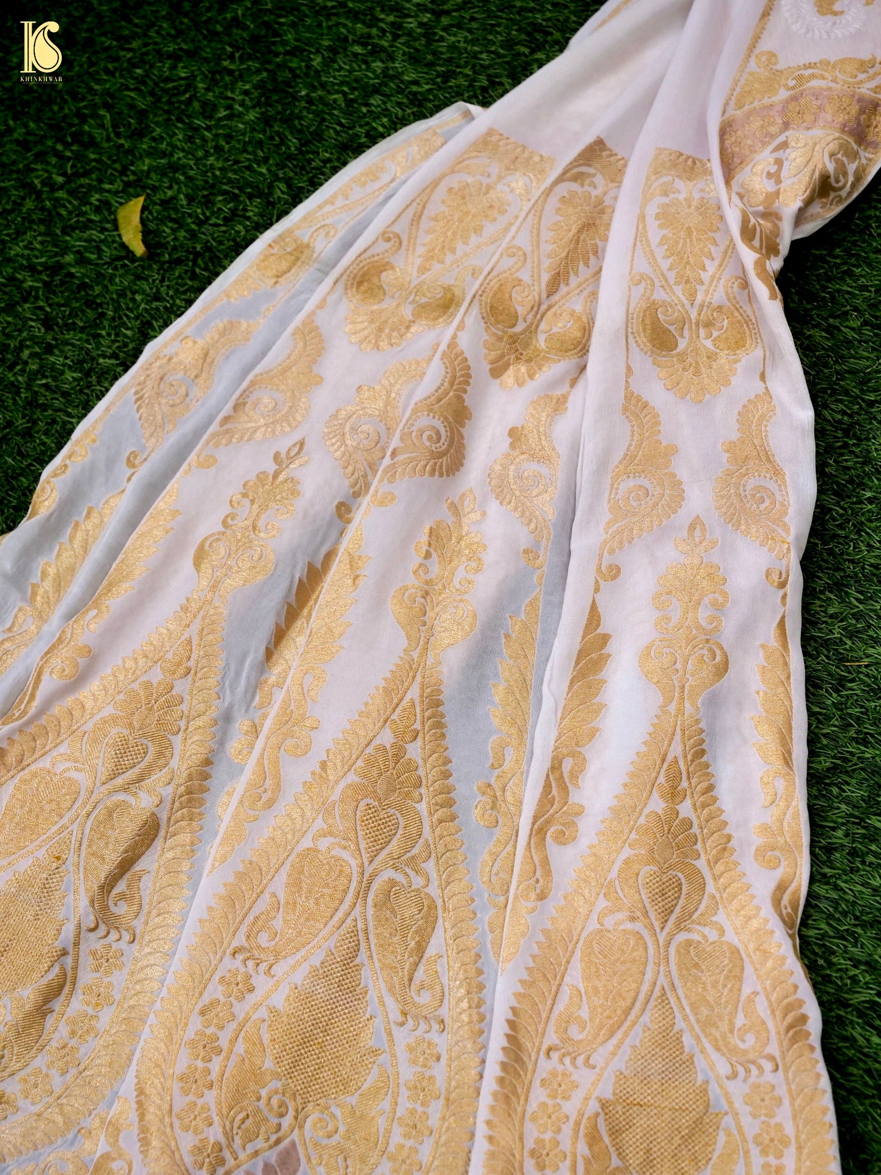 Georgette Kalidar Banarasi Dyeable Lehenga
