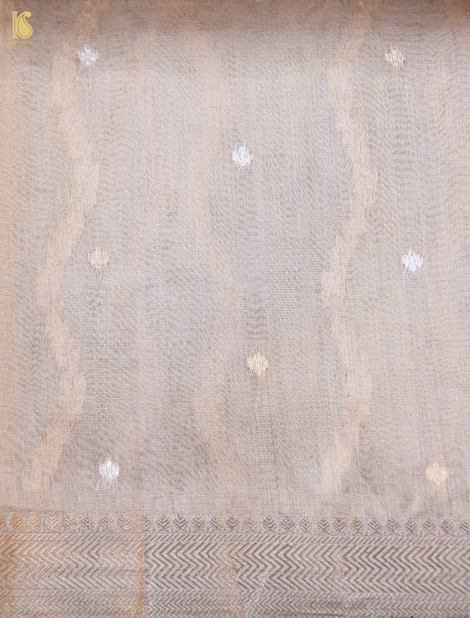 Handloom Banarasi Kora Tissue Dyeable Stripes Saree