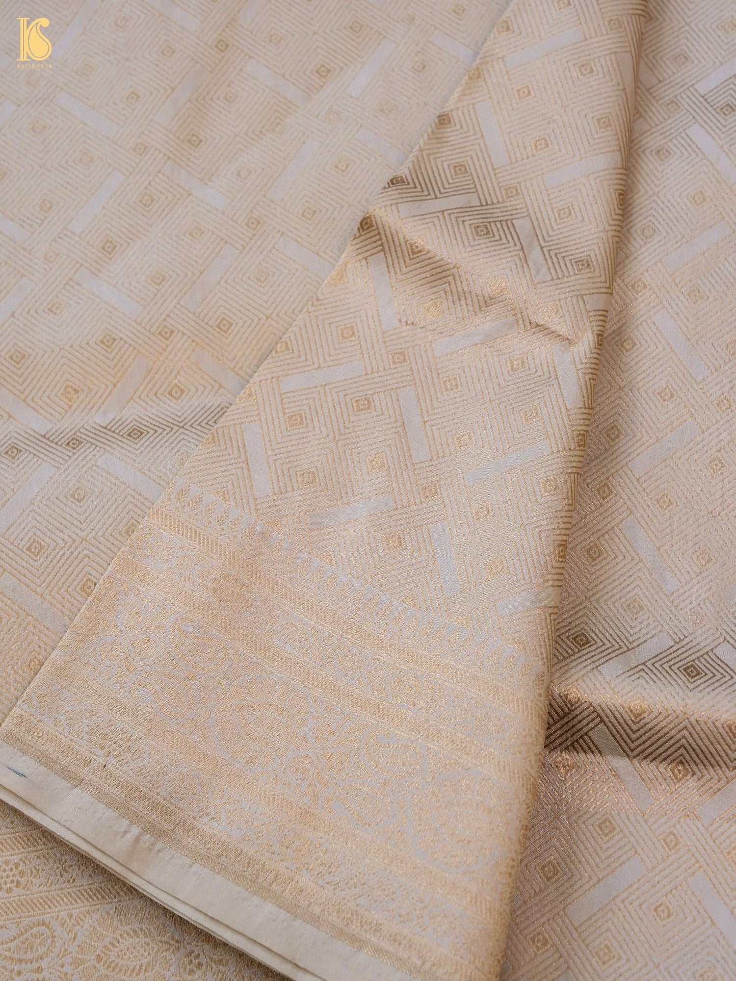 Handloom Banarasi Katan Silk Zari Tanchoi Saree