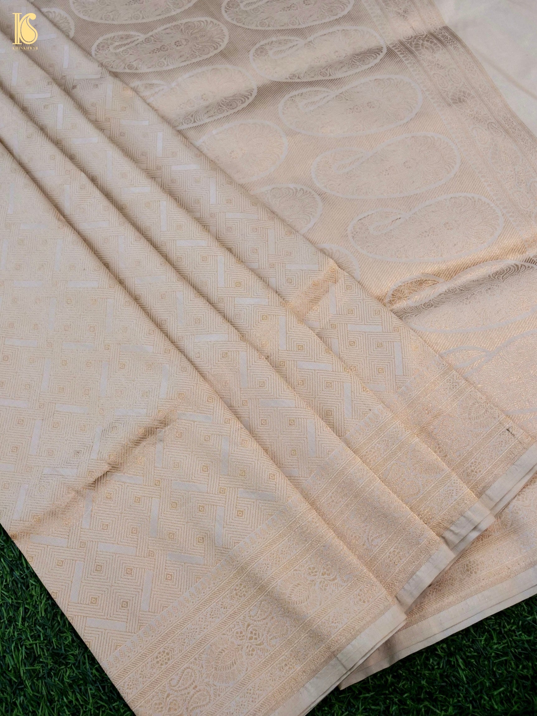 Handloom Banarasi Katan Silk Zari Tanchoi Saree