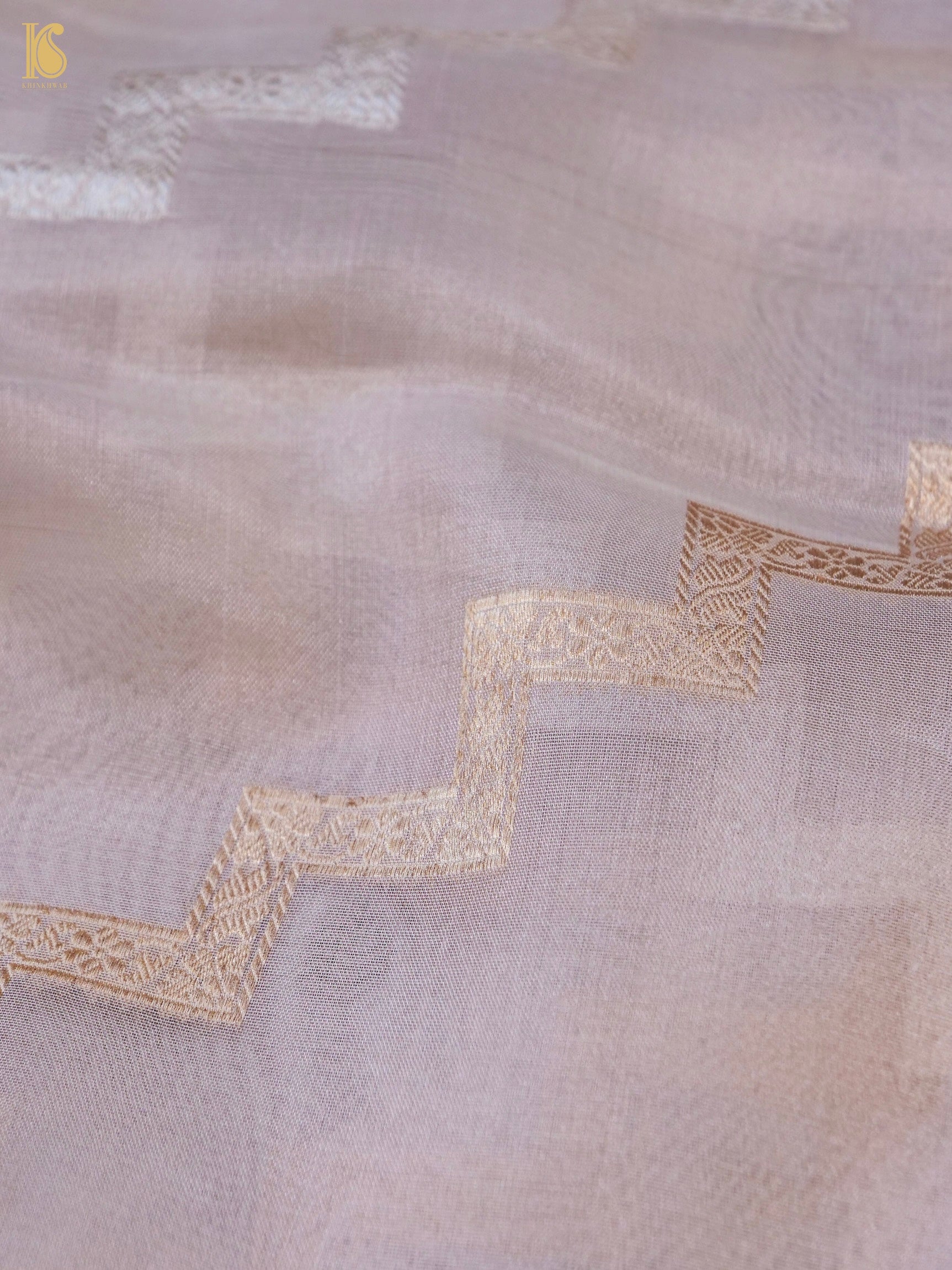 Handloom Banarasi Kora Tissue Dyeable Zigzag Saree