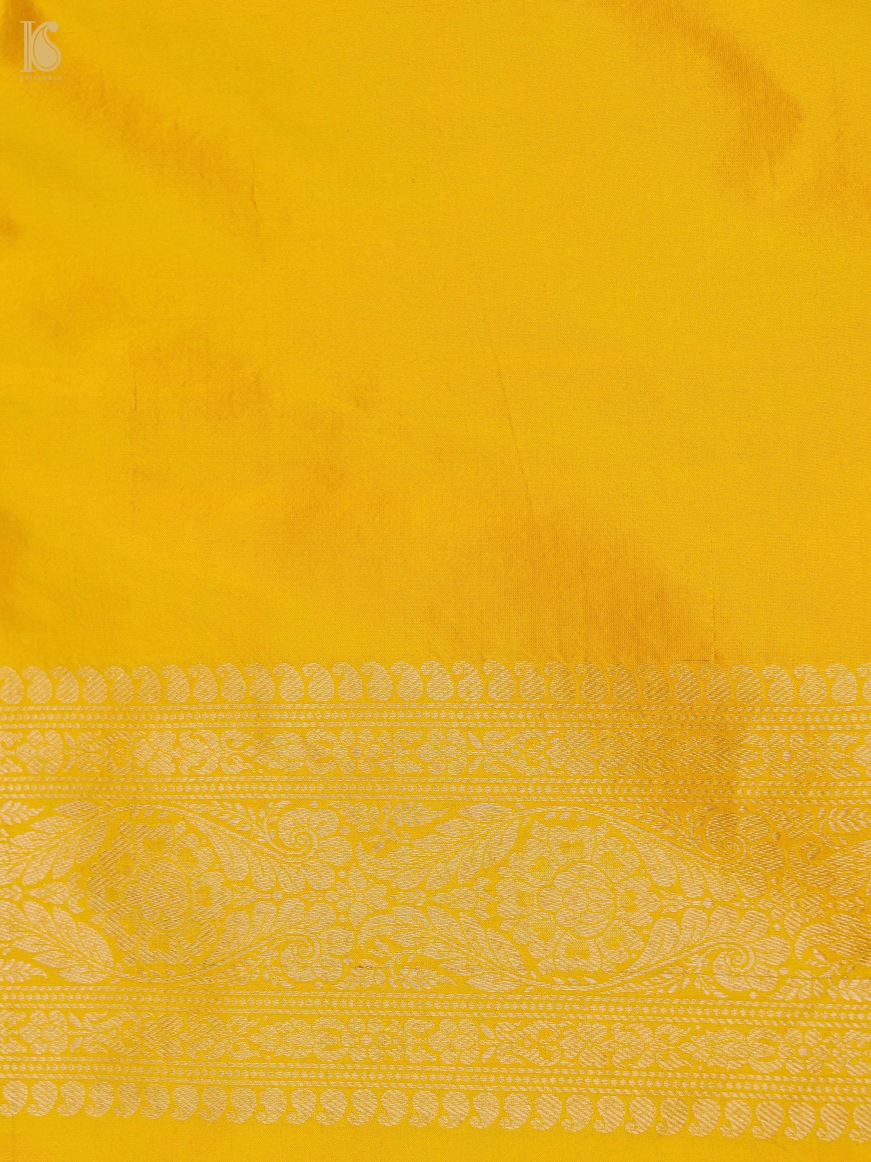 Handloom Banarasi Katan Silk Zari Tanchoi Saree