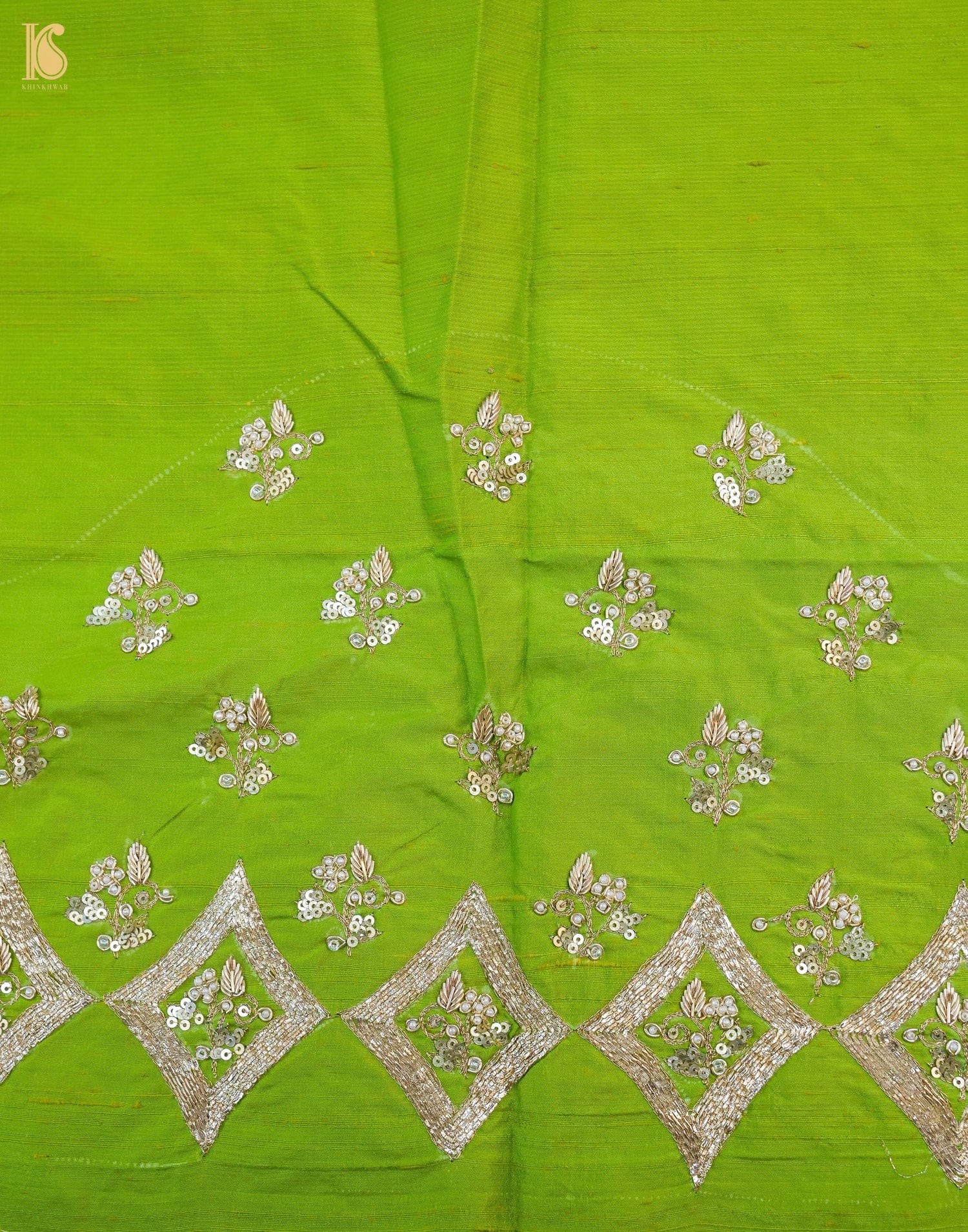 Handwoven Banarasi SIlver Tissue Saree with Border