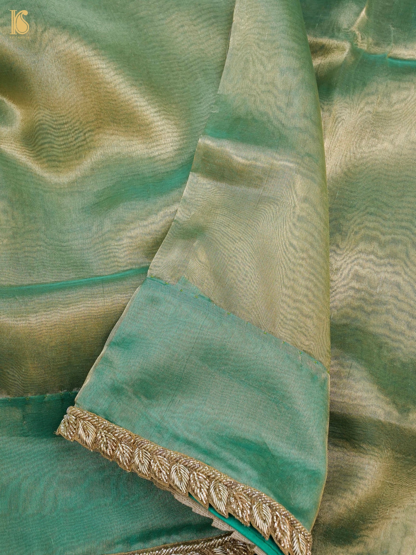 Handwoven Banarasi Plain Tissue Saree with Border