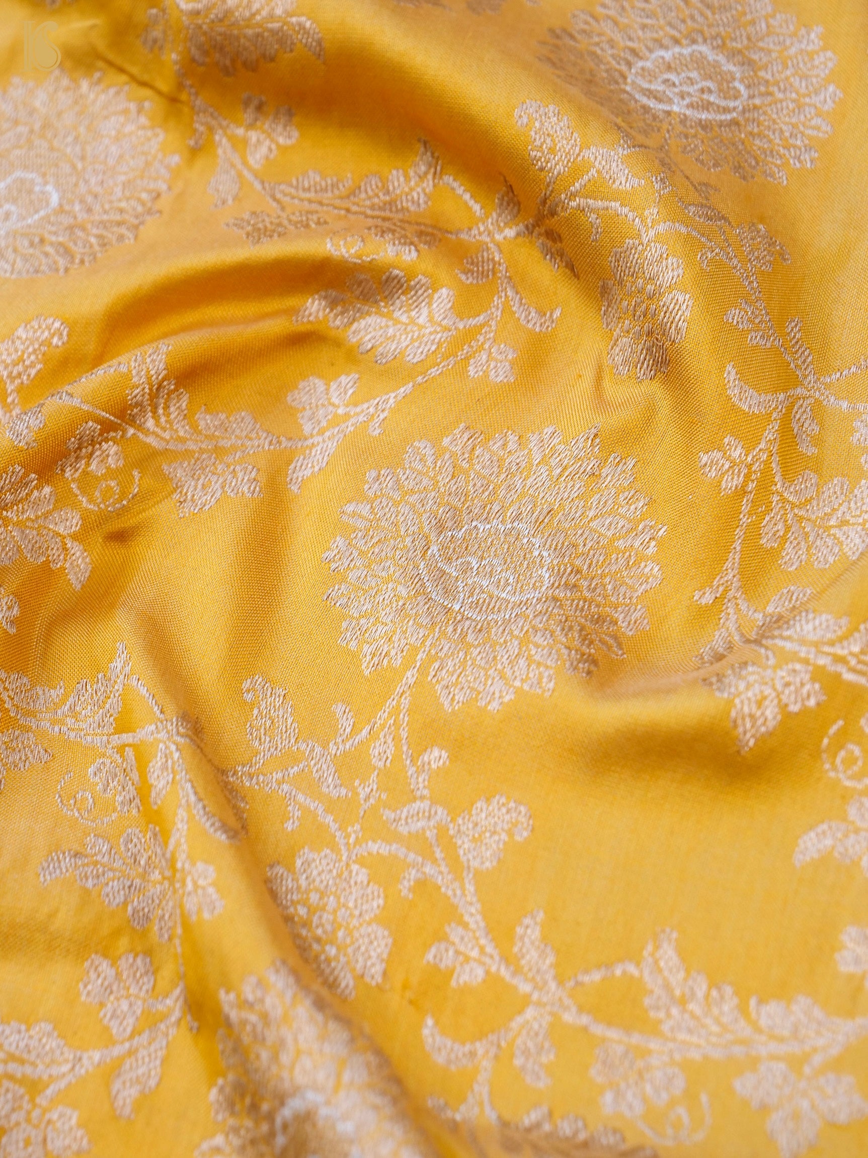 Handwoven Banarasi Katan Silk Kadwa Dupatta