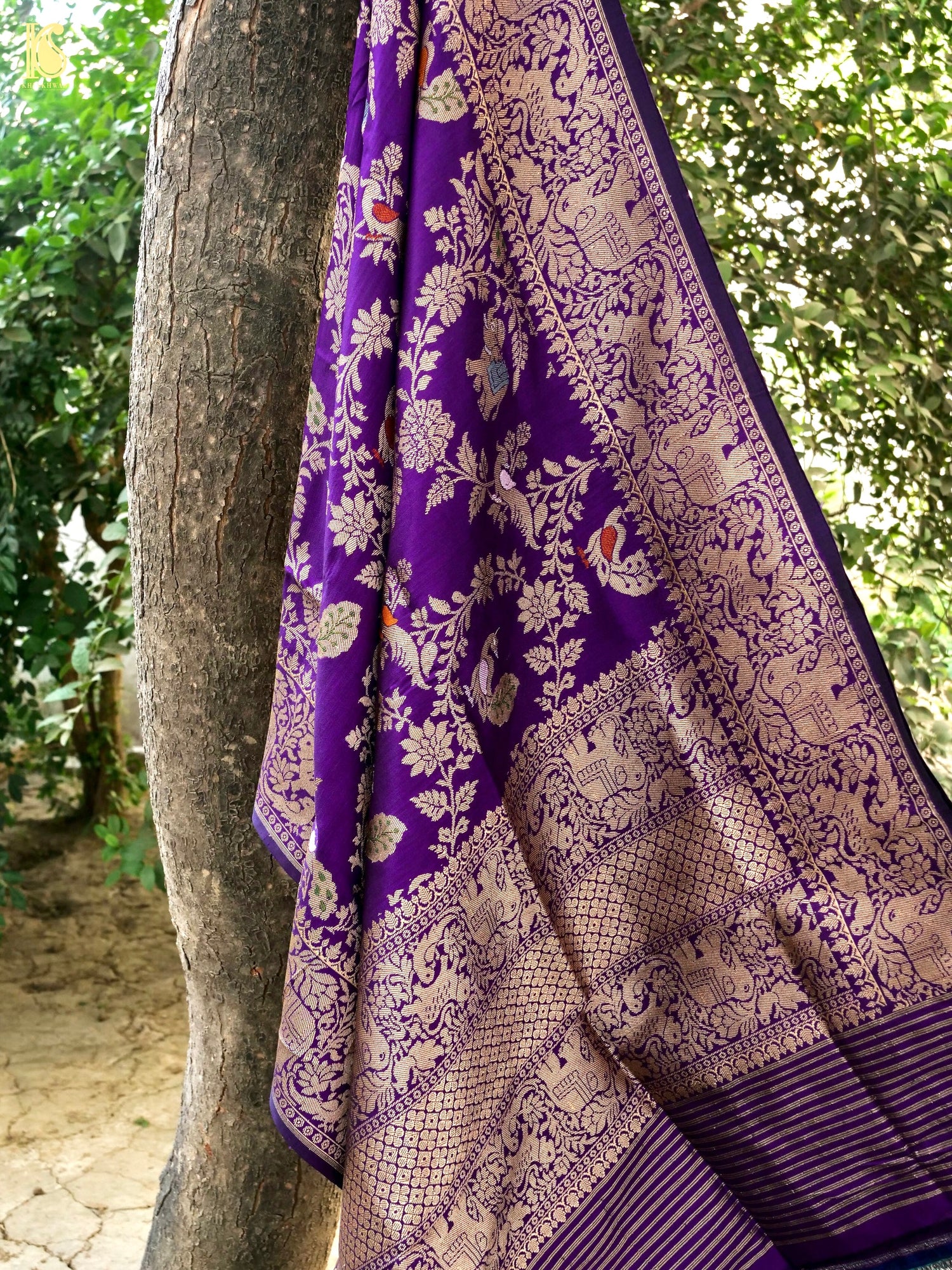 Handwoven Banarasi Katan Silk Kadwa Shikargah Dupatta