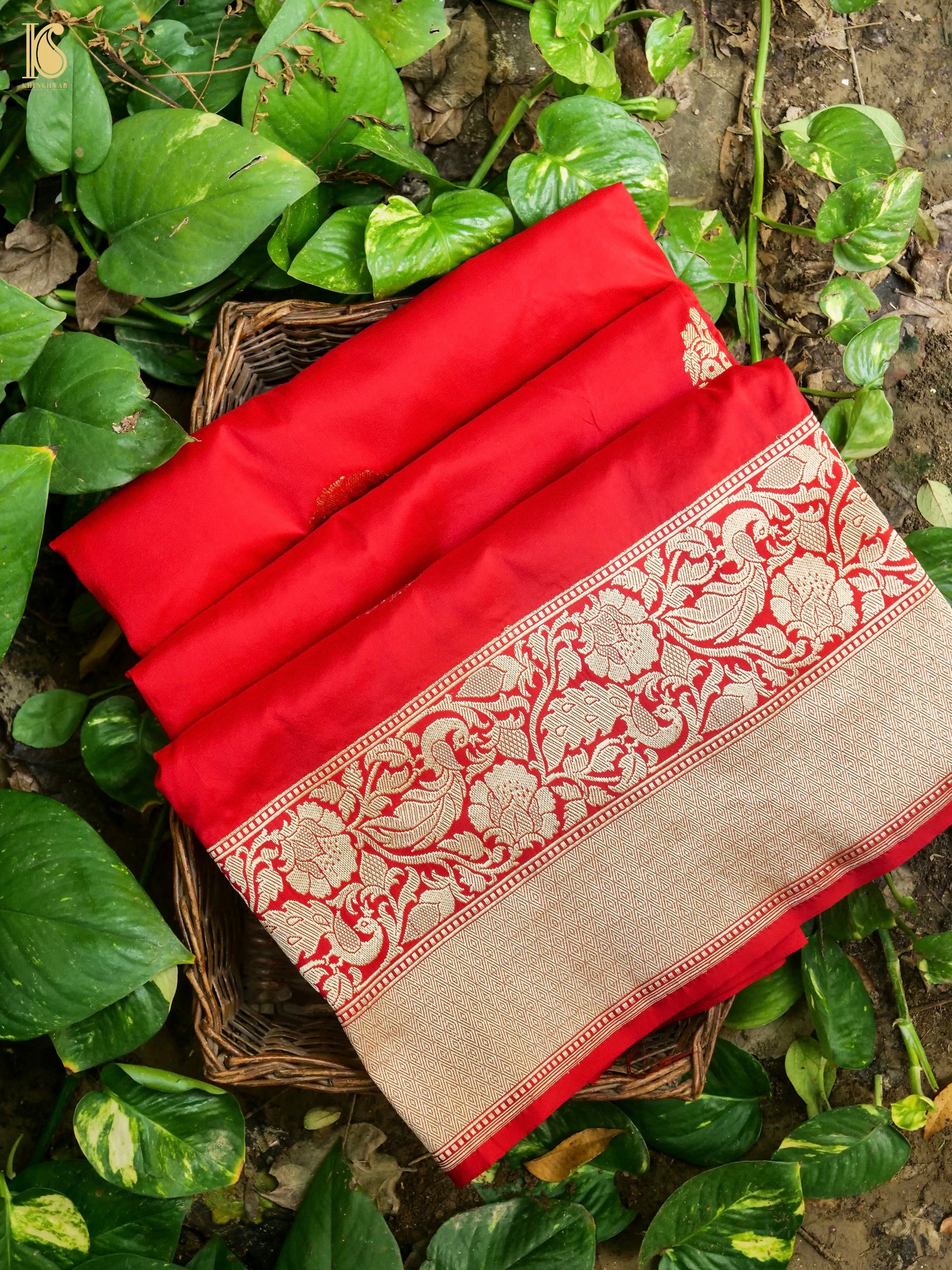Pure Katan Silk Handwoven Banarasi Kadwa Saree
