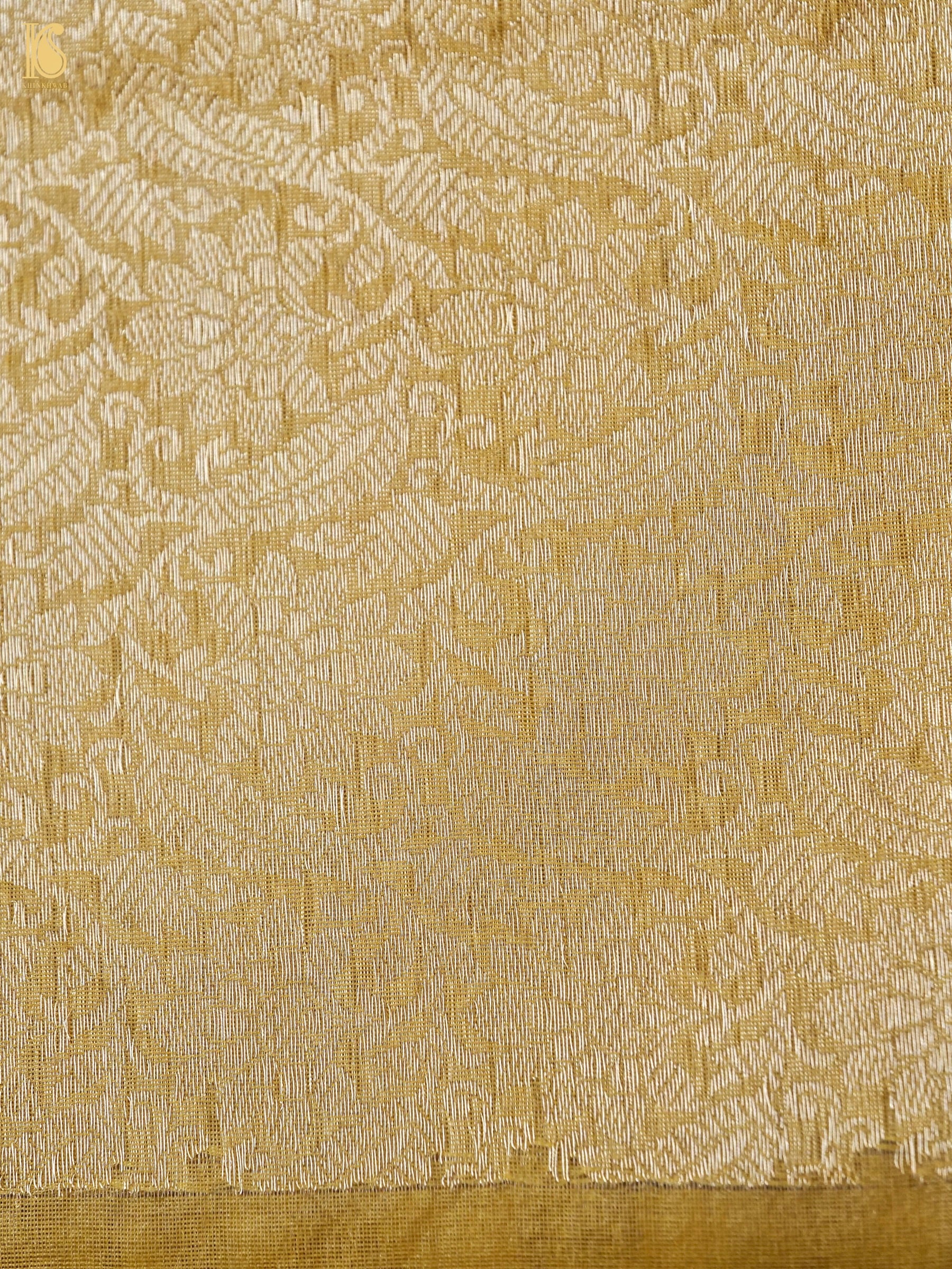 Handloom Banarasi Kora Silk Kadwa Saree