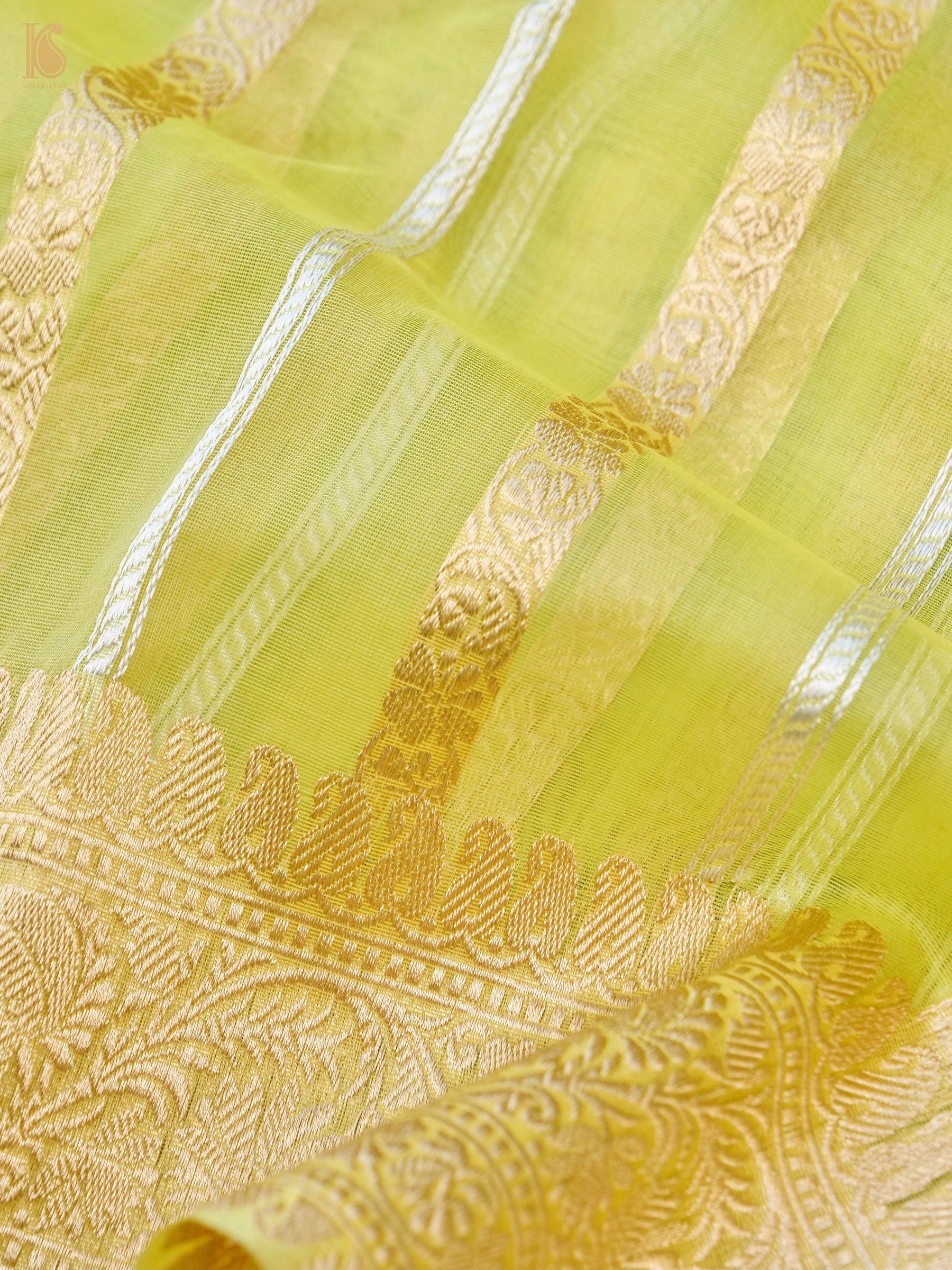 Handloom Banarasi Kora Silk Kadwa Saree