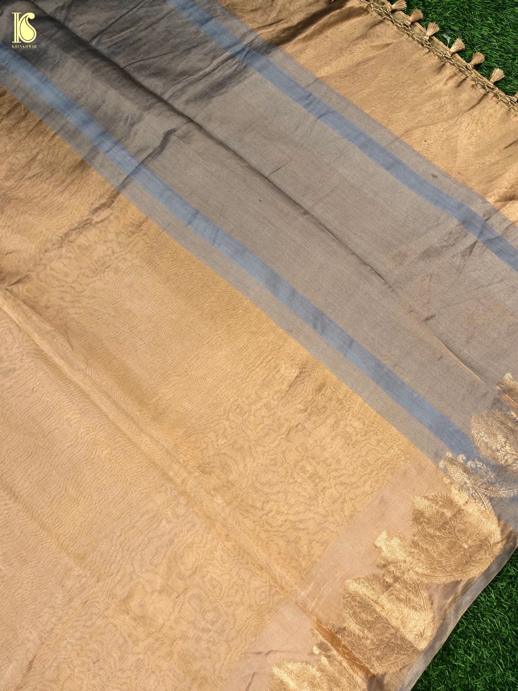 Banarasi Pure Tissue Scallop Border Saree