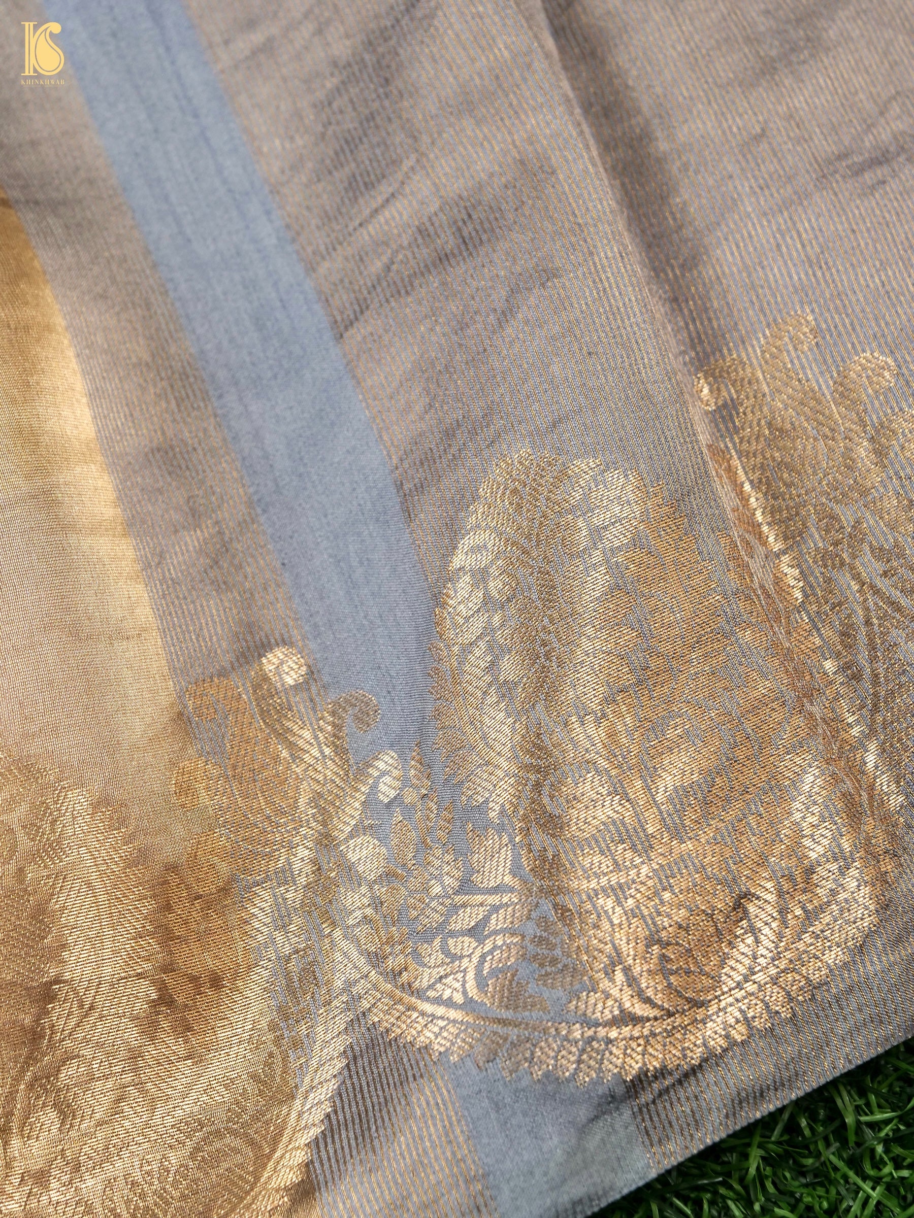Banarasi Pure Tissue Scallop Border Saree
