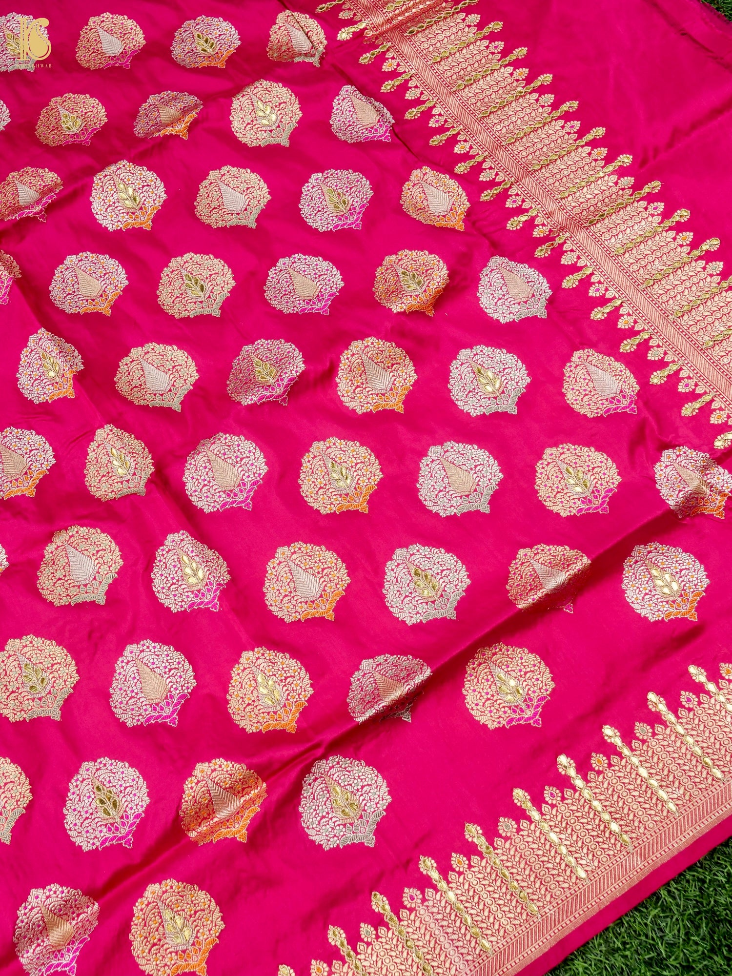 Banarasi Handwoven Katan Silk Kadwa Mor Dupatta with Gotta Patti