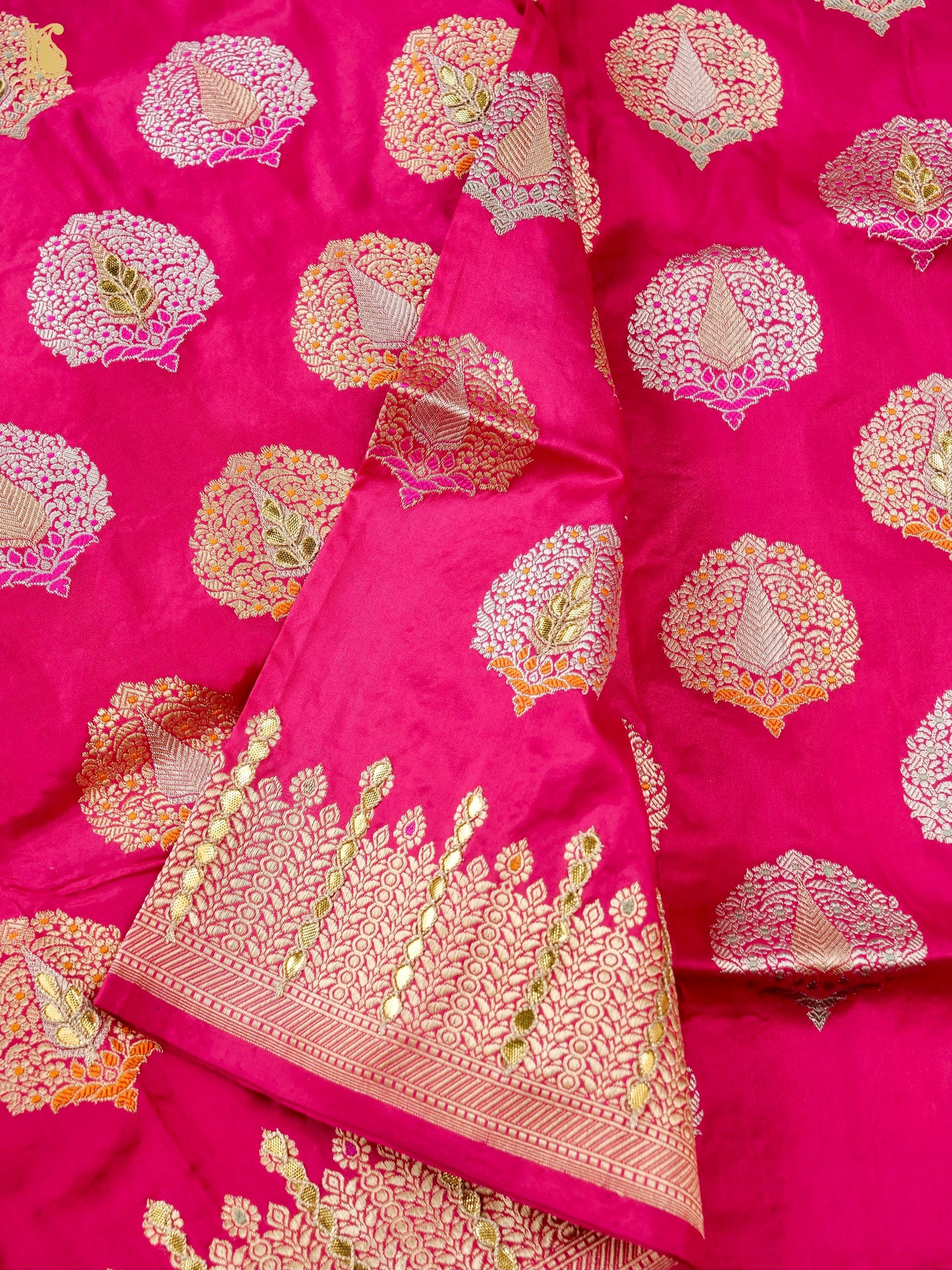 Banarasi Handwoven Katan Silk Kadwa Mor Dupatta with Gotta Patti