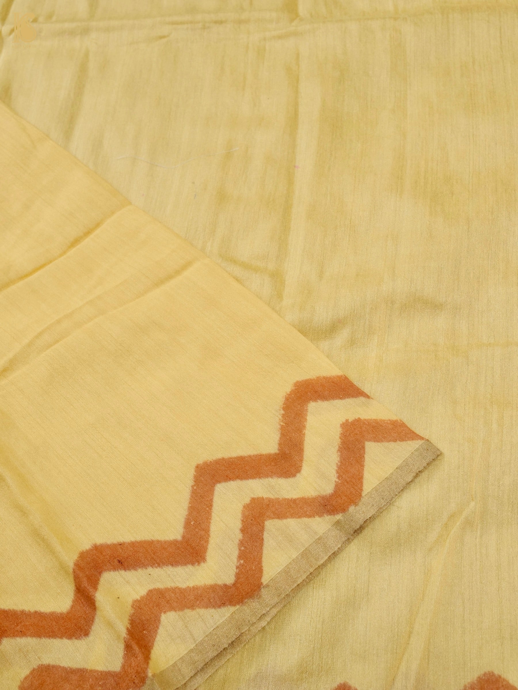 Moonga Silk Handloom Banarasi Dupatta