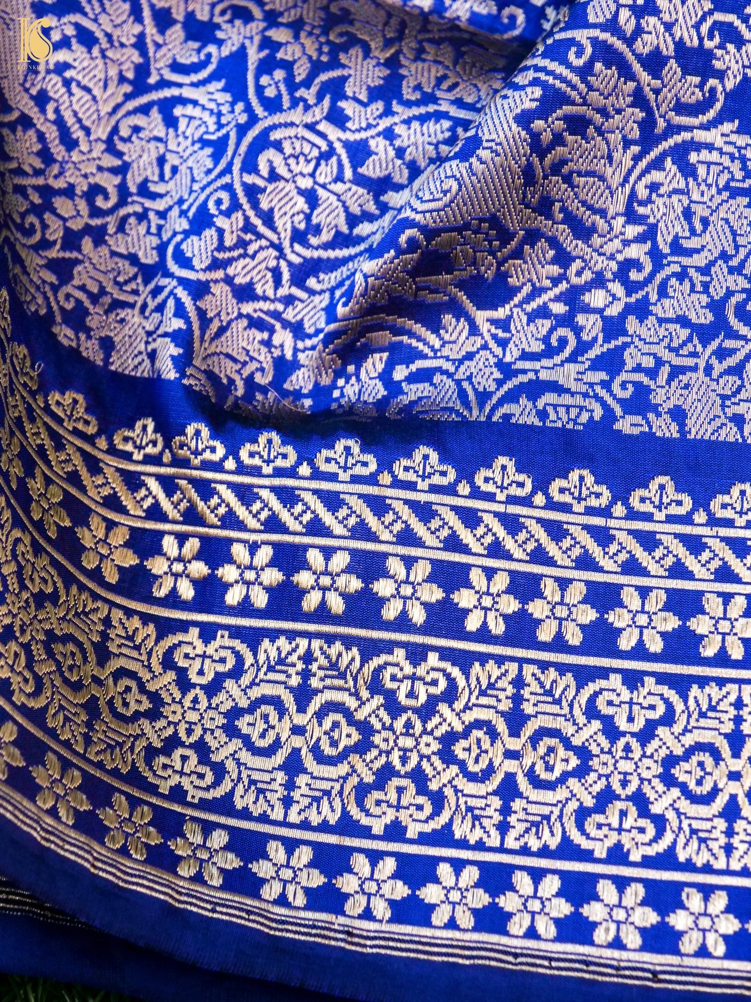Handwoven Banarasi Katan Silk Kadwa Border Shikargah Dupatta