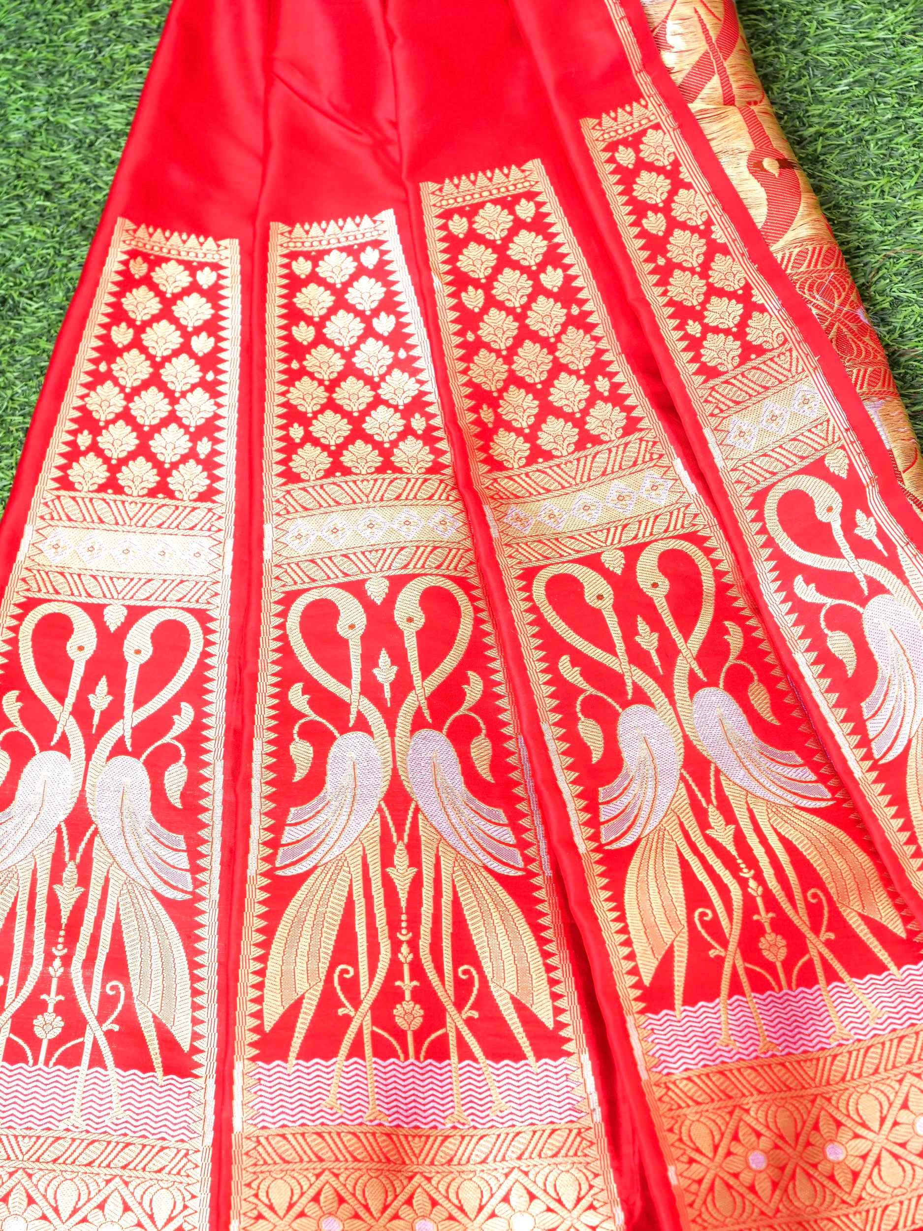 Handloom Banarasi Katan Silk Kalidar Swanwi Lehenga