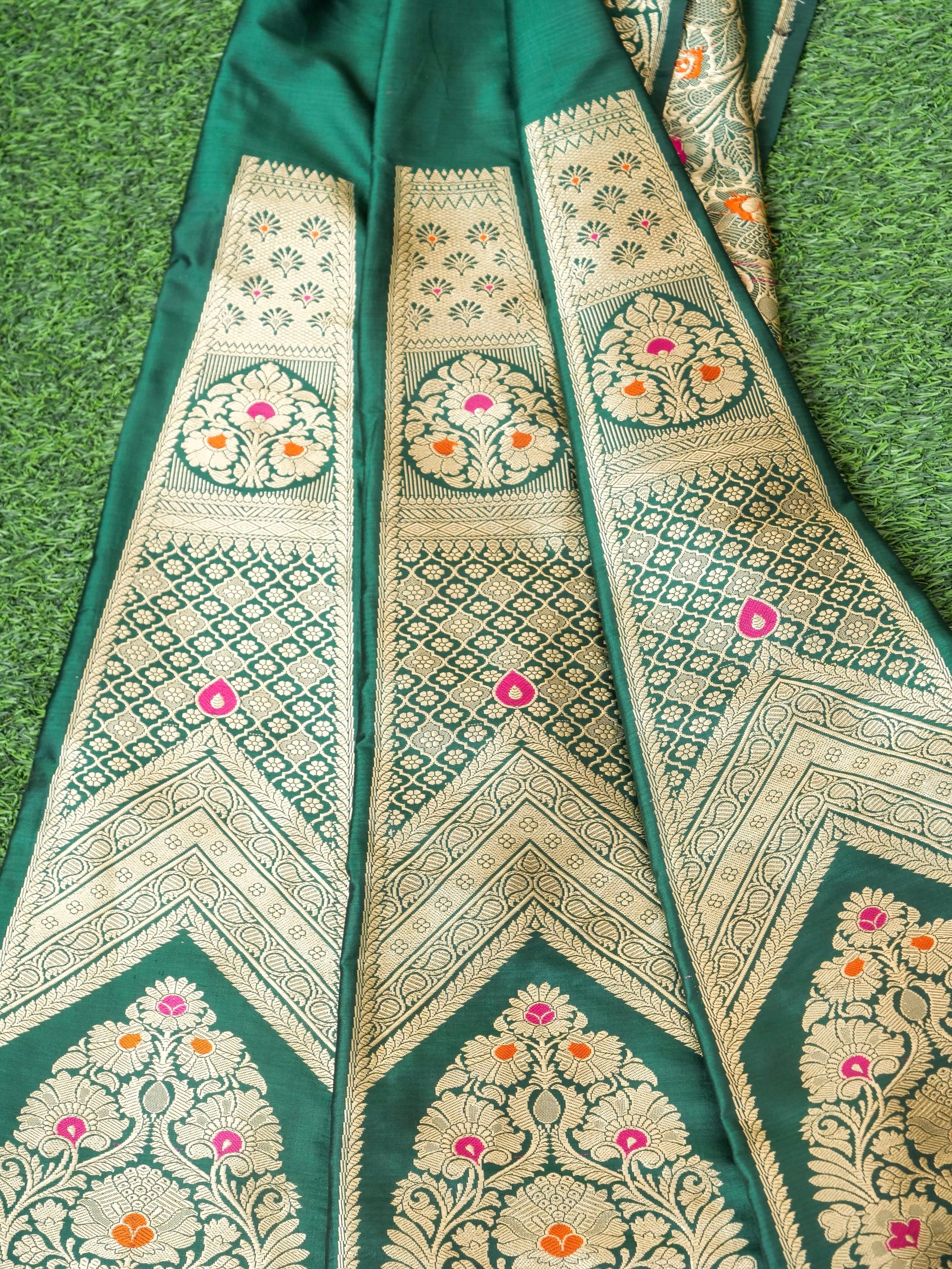 Handloom Banarasi Katan Silk Kalidar Gulrangi Bagh Lehenga
