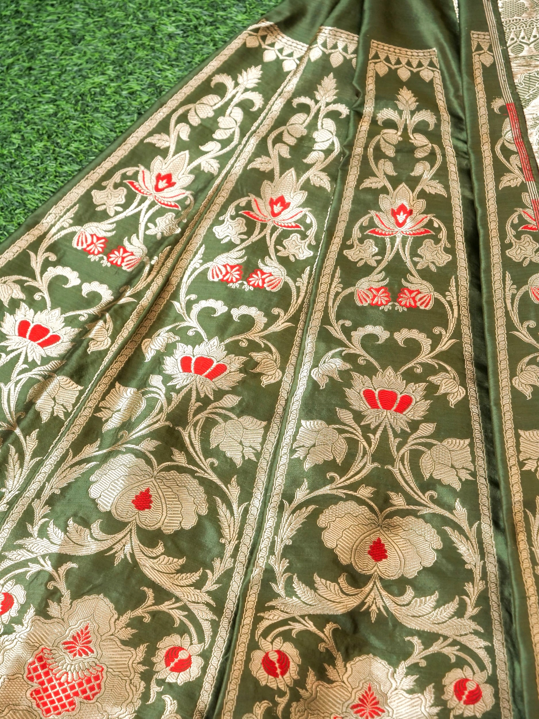 Handloom Banarasi Katan Silk Kalidar Manjari Lehenga