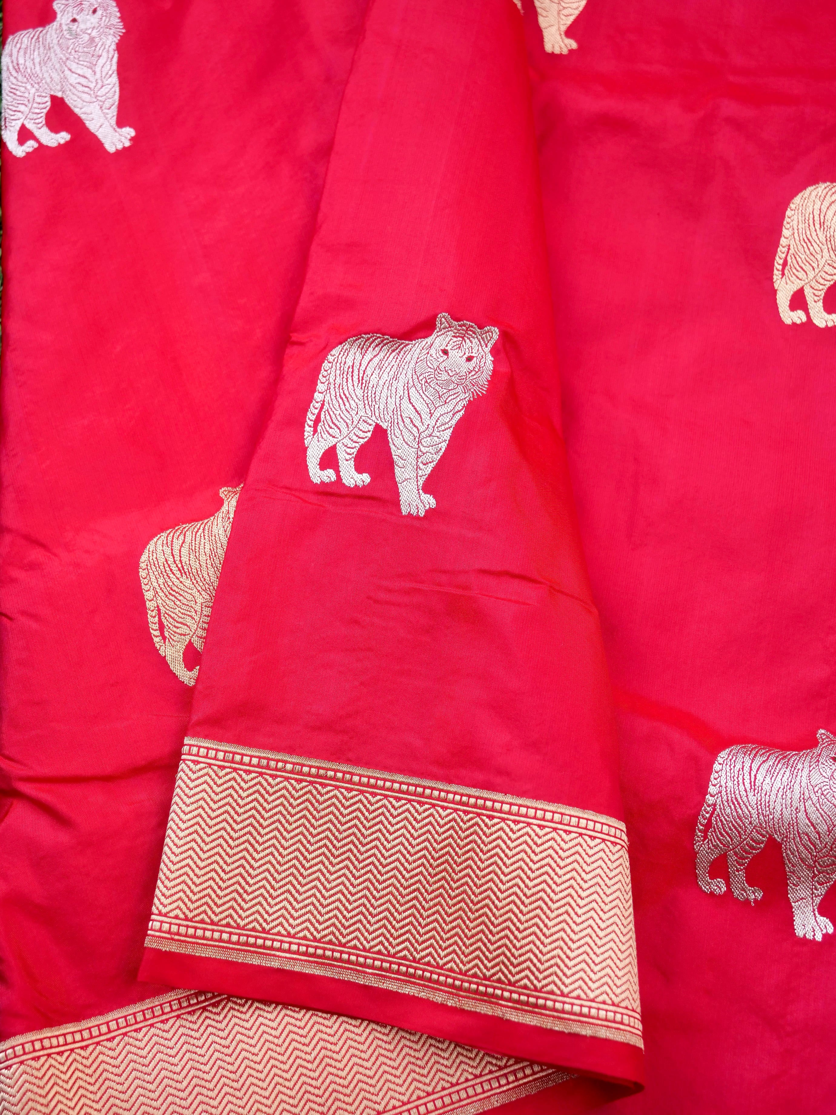 Handloom Banarasi Pure Katan Silk Zarmrig Kadwa Saree