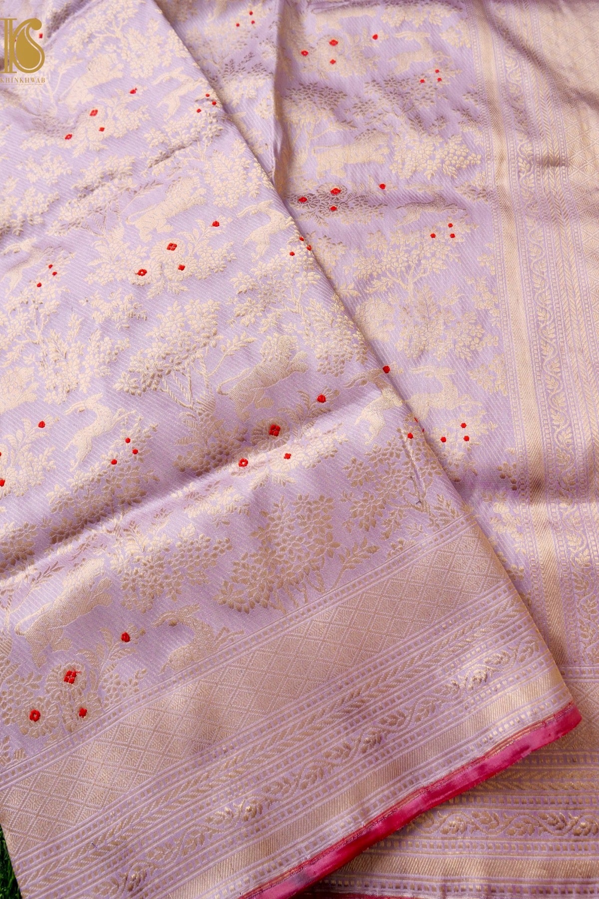 Handloom Banarasi Katan Silk Kadwa Zari Vasket Shikargah Saree